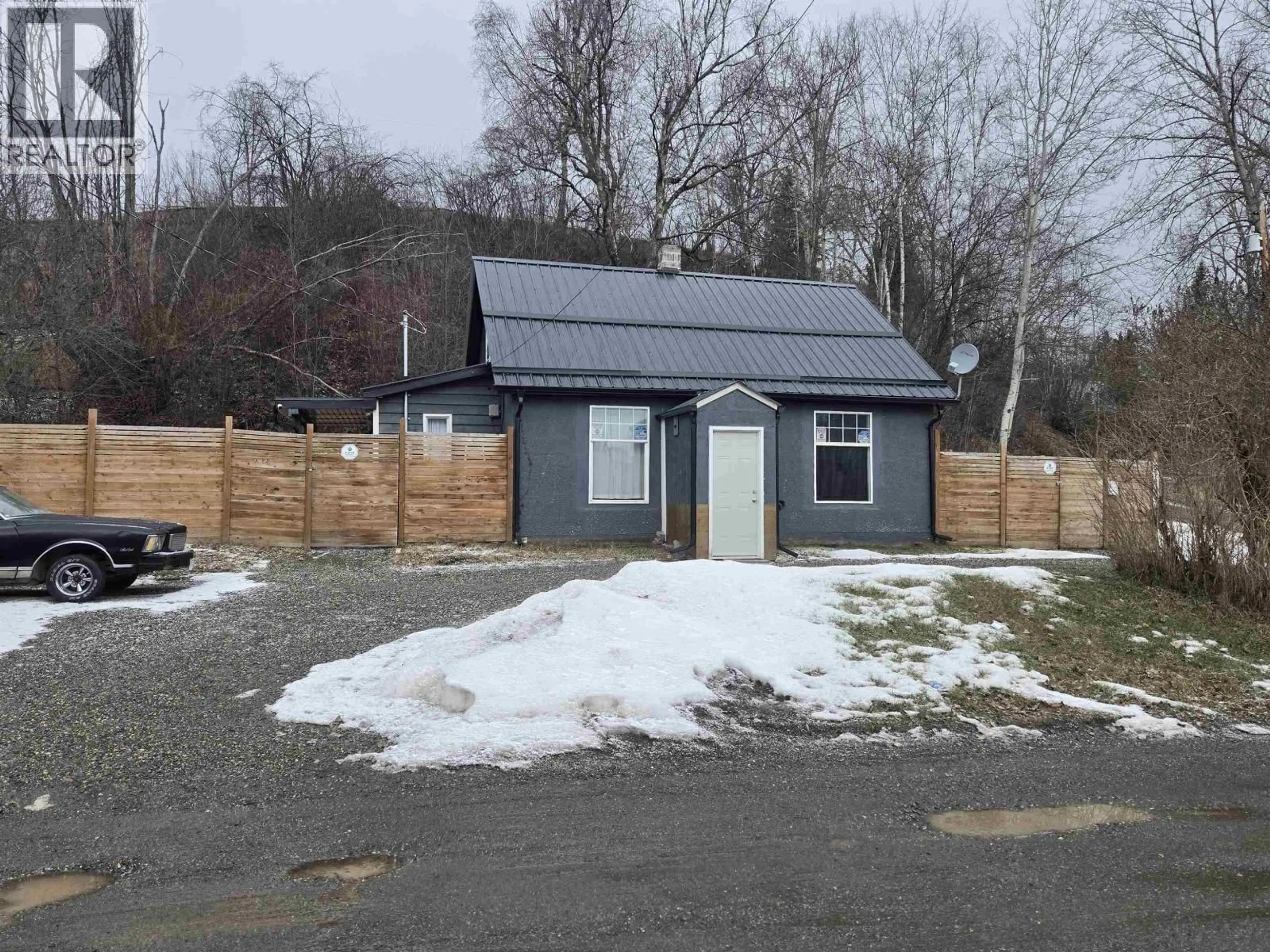 A pic from outside/outdoor area/front of a property/back of a property/a pic from drone, unknown for 396 HOY LANE, Quesnel British Columbia V2J1X4