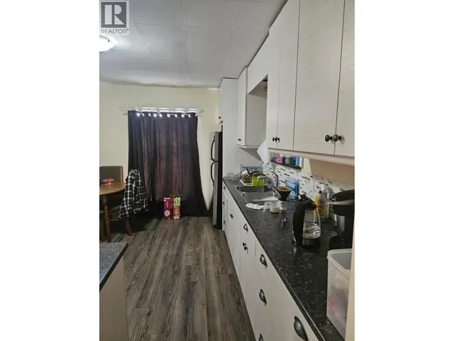 396 HOY LANE, Quesnel 5