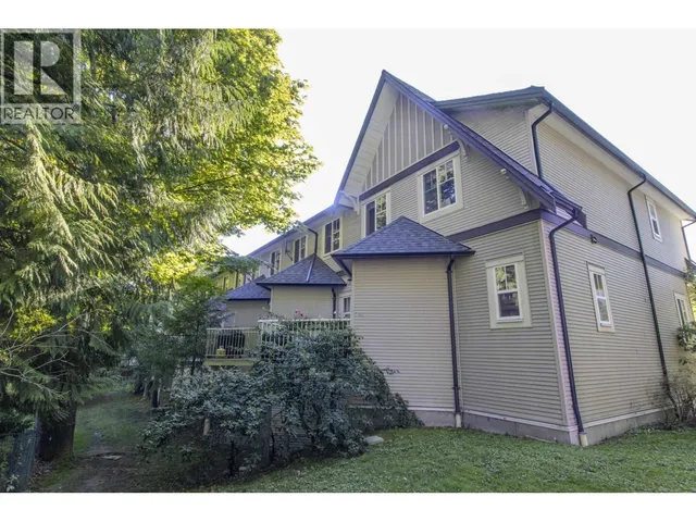 31 - 1800 MAMQUAM ROAD, Squamish 3