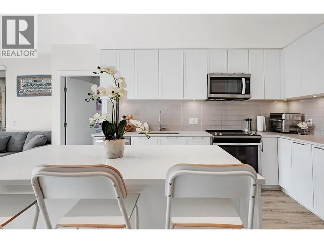316 - 2382 ATKINS AVENUE, Port Coquitlam 2