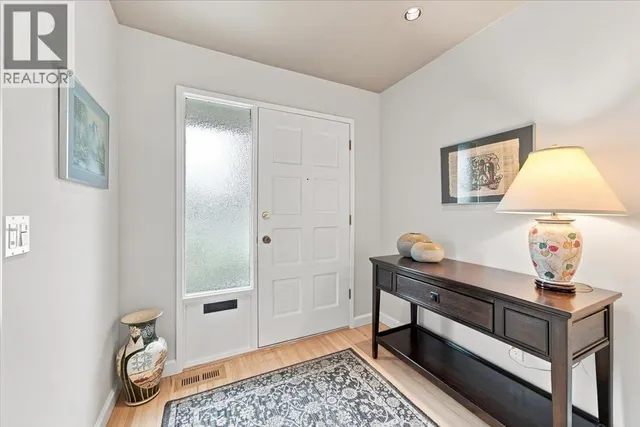 976 CORONA CRESCENT, Coquitlam 3