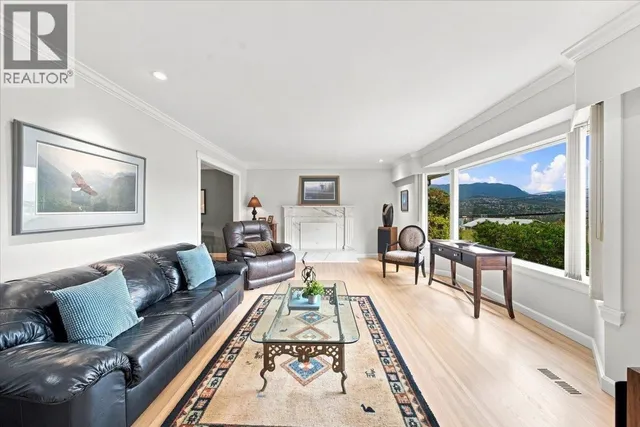 976 CORONA CRESCENT, Coquitlam 4