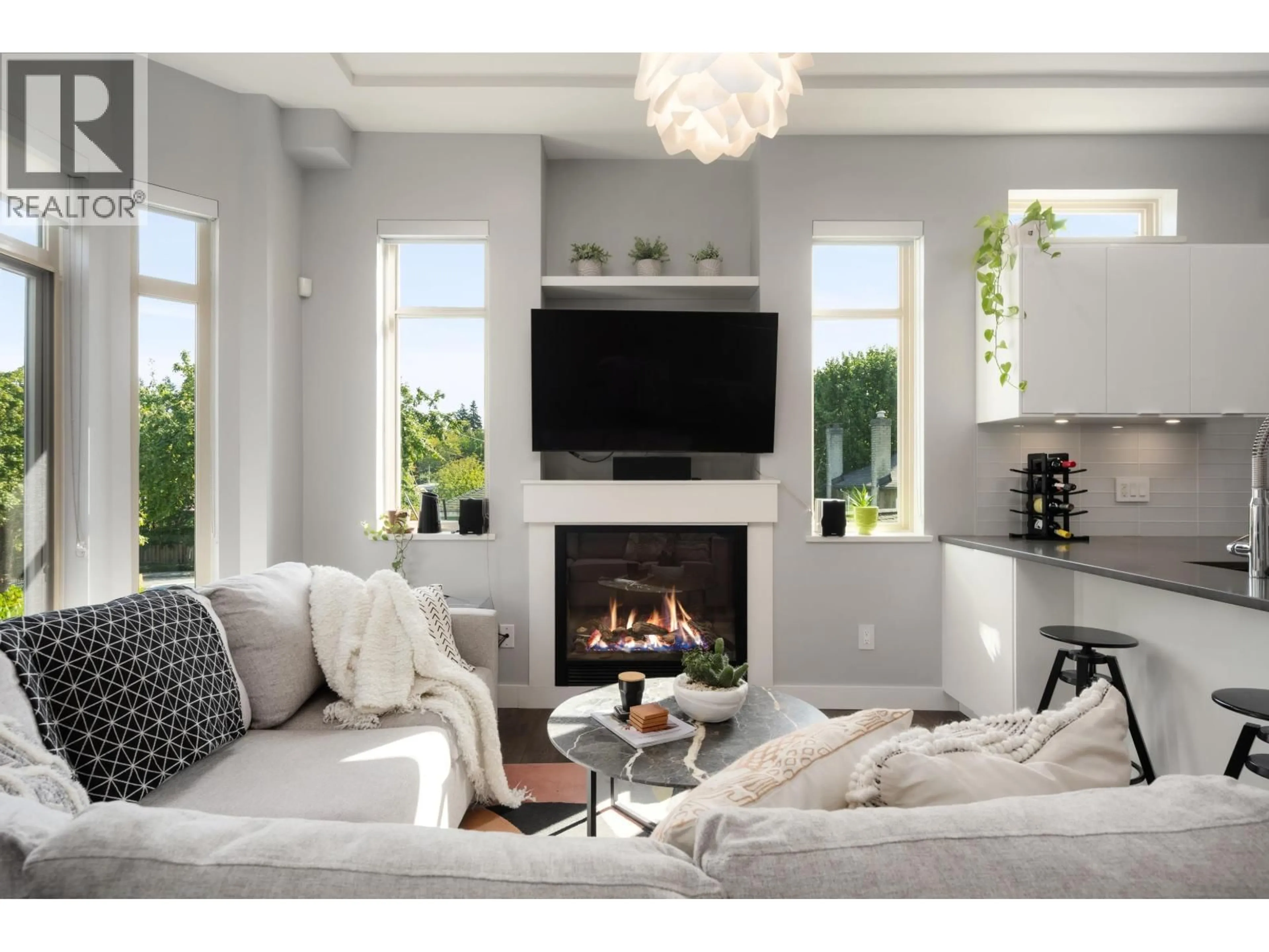 Living room with furniture, unknown for 1382 17TH AVENUE, Vancouver British Columbia V5V1C8