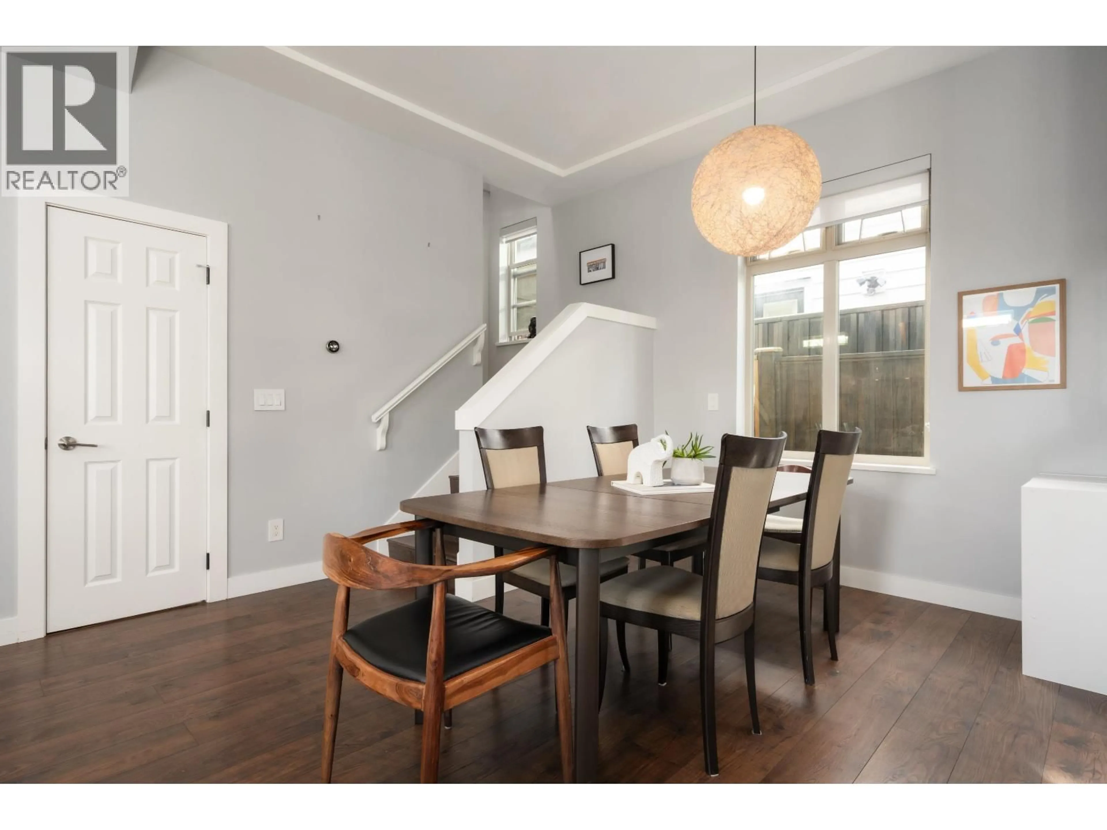 Dining room, wood/laminate floor for 1382 17TH AVENUE, Vancouver British Columbia V5V1C8