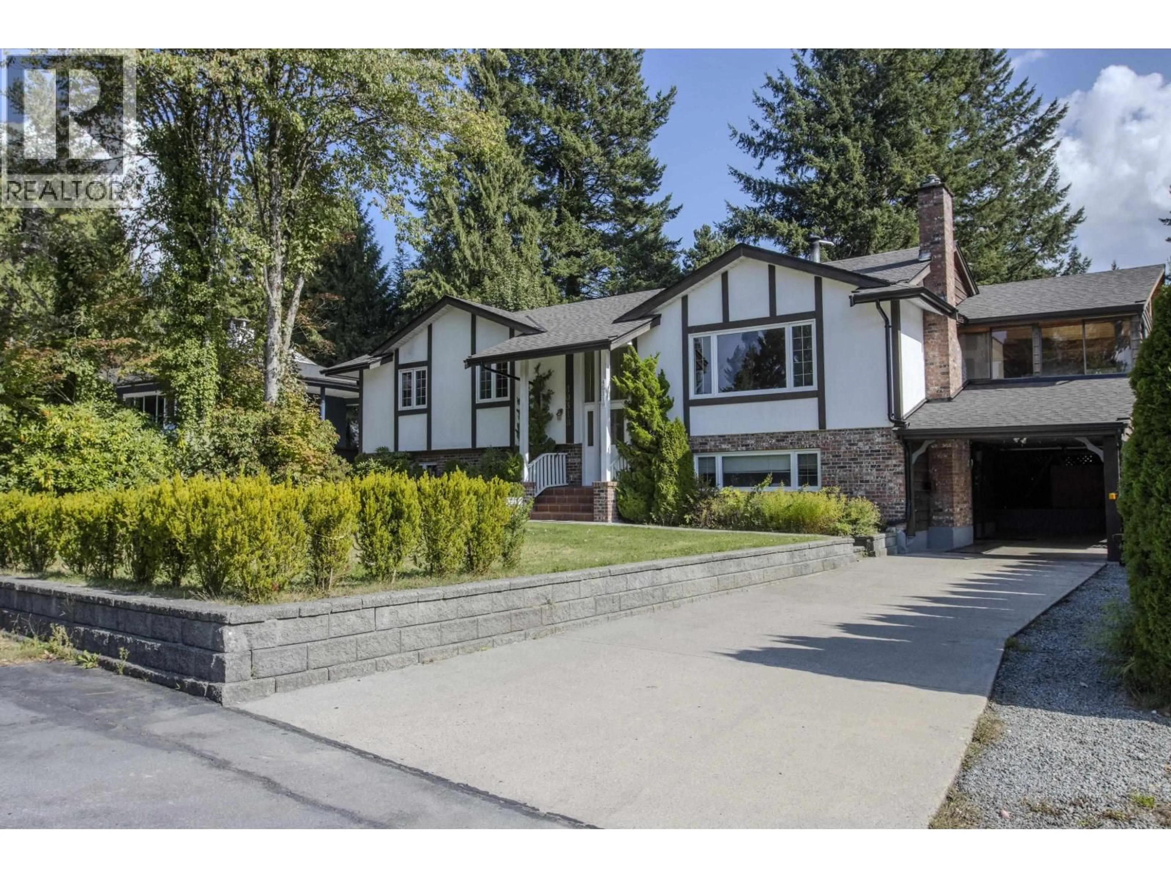 Unknown for 40318 BRAEMAR DRIVE, Squamish British Columbia V0N1T0