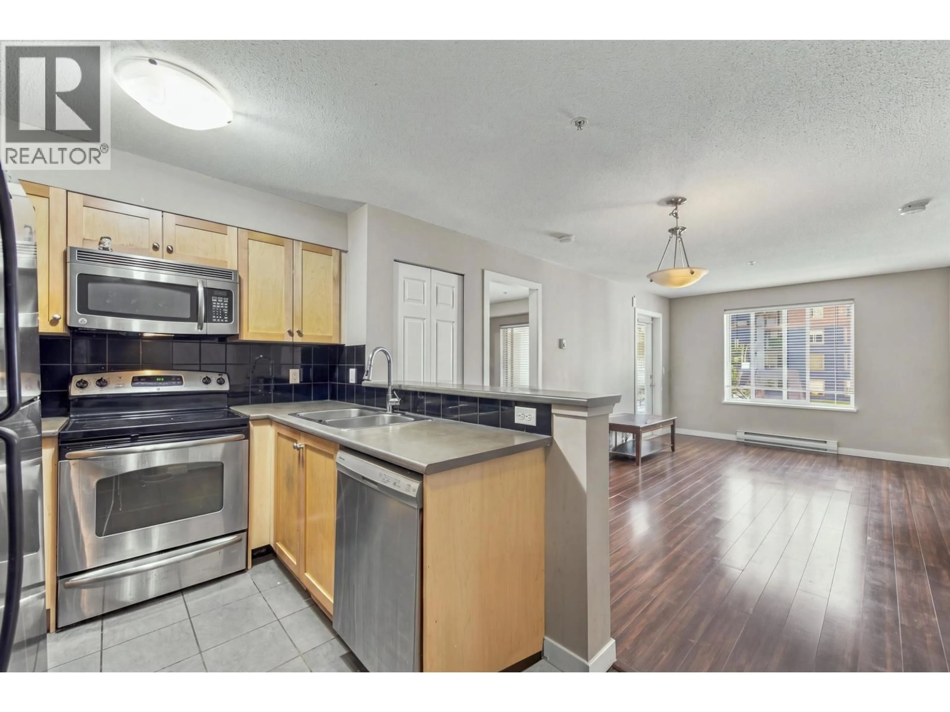 Open concept kitchen, unknown for 3318 - 240 SHERBROOKE STREET, New Westminster British Columbia V3L3M2