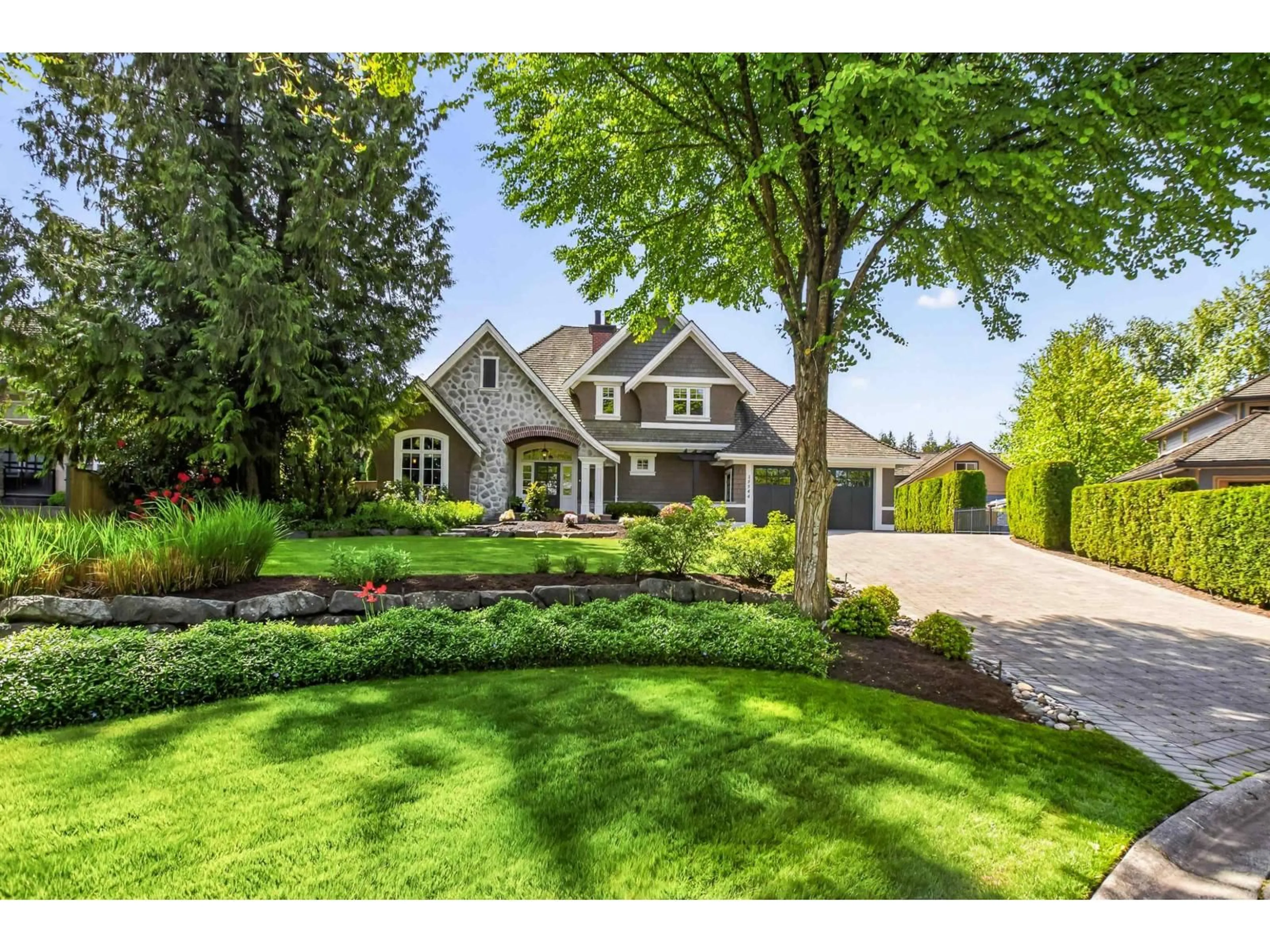 Unknown for 15544 59 AVENUE, Surrey British Columbia V3S4N8