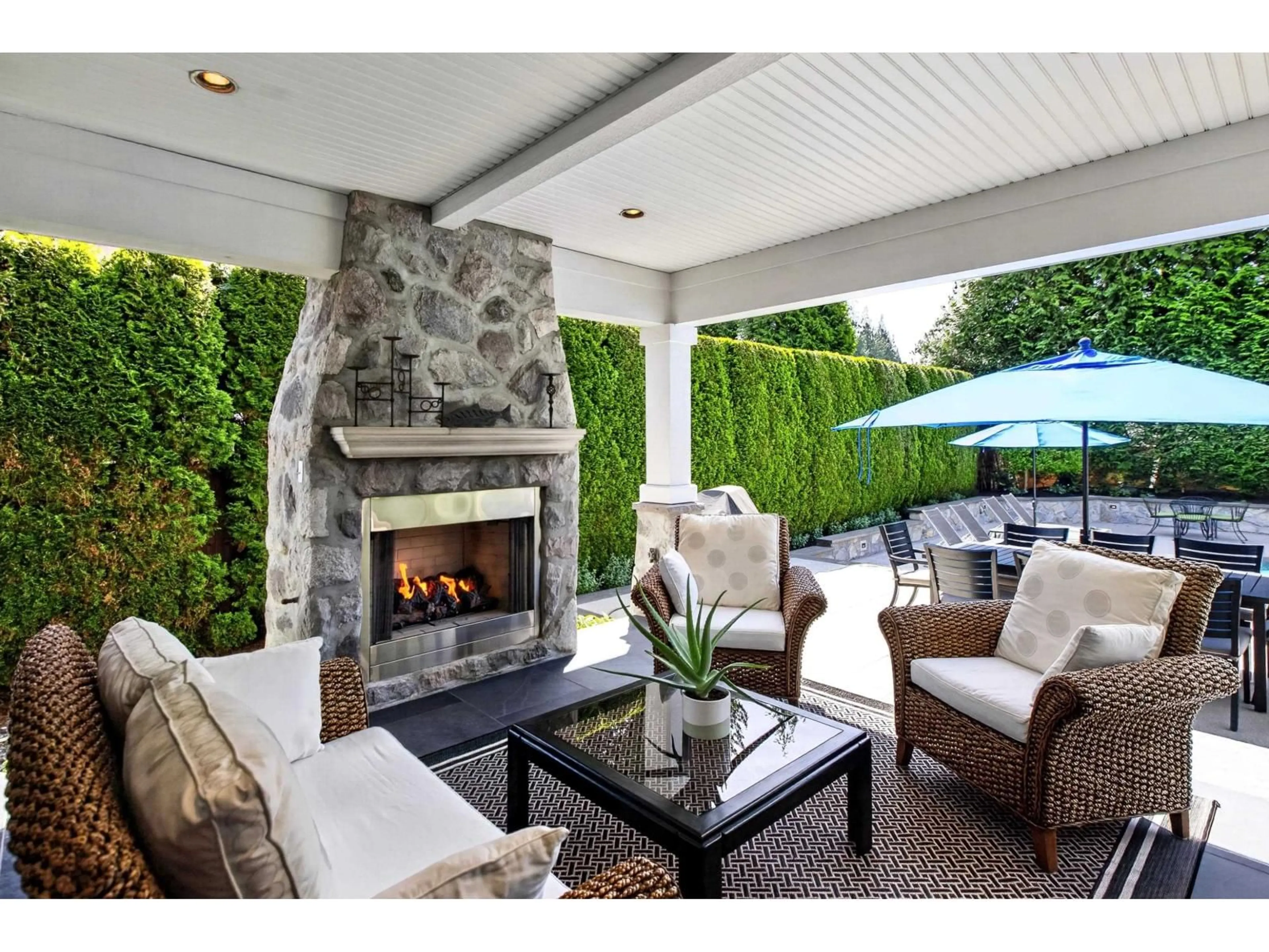 Patio, unknown for 15544 59 AVENUE, Surrey British Columbia V3S4N8