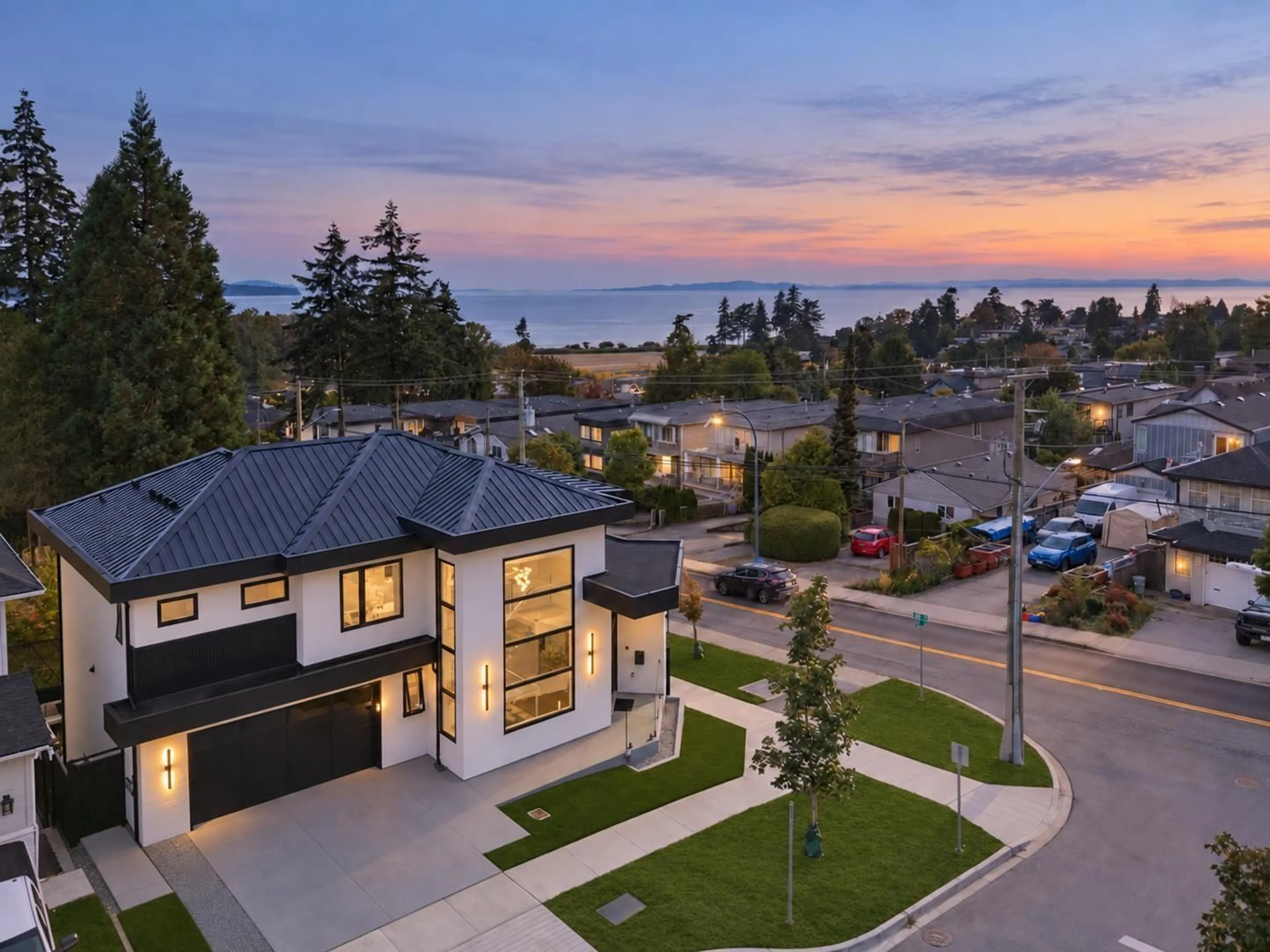 A pic from outside/outdoor area/front of a property/back of a property/a pic from drone, water/lake/river/ocean view for 16018 9A AVENUE, Surrey British Columbia V4A9A7