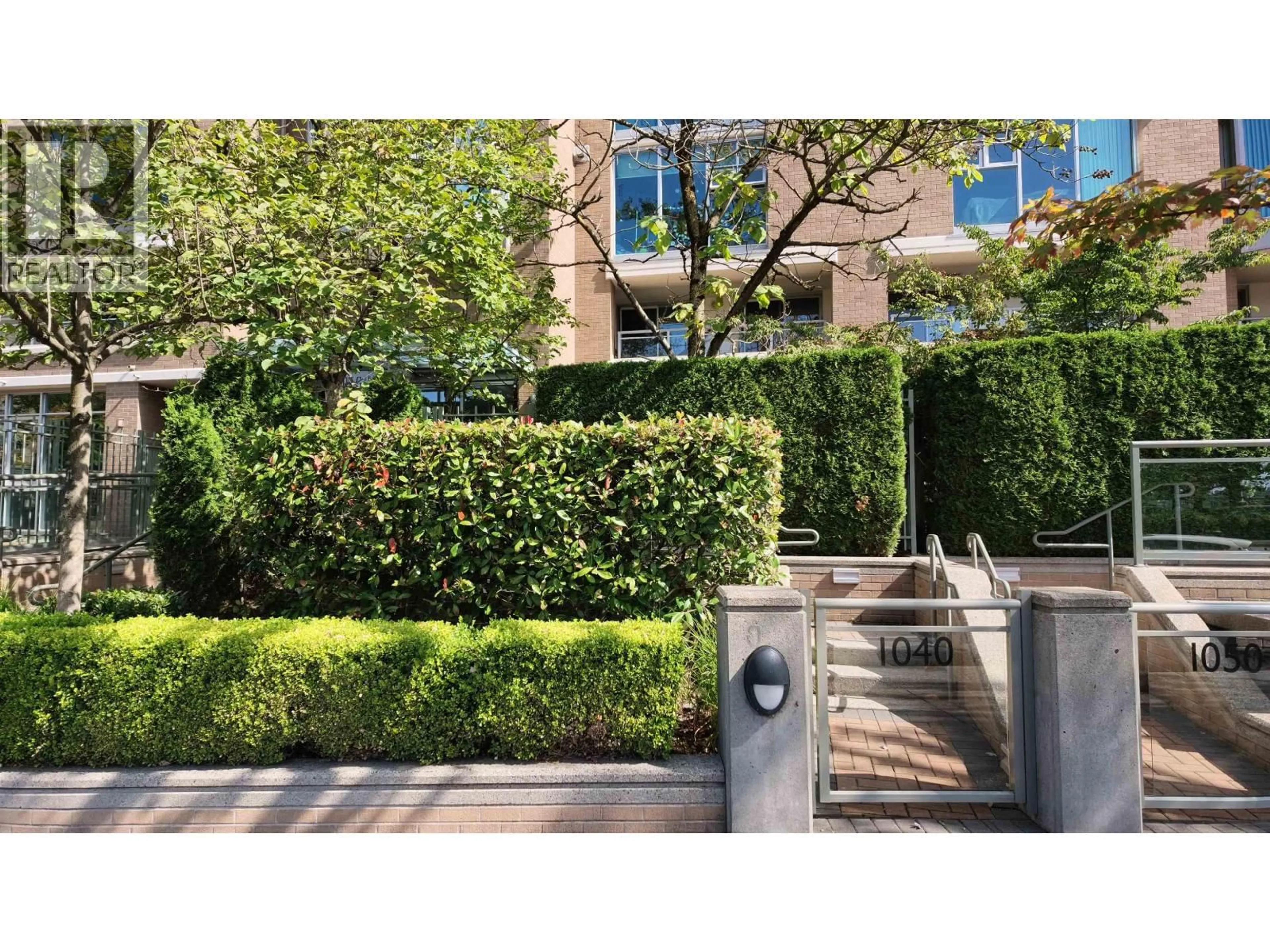 Unknown for 1040 QUEBEC STREET, Vancouver British Columbia V6A4K8