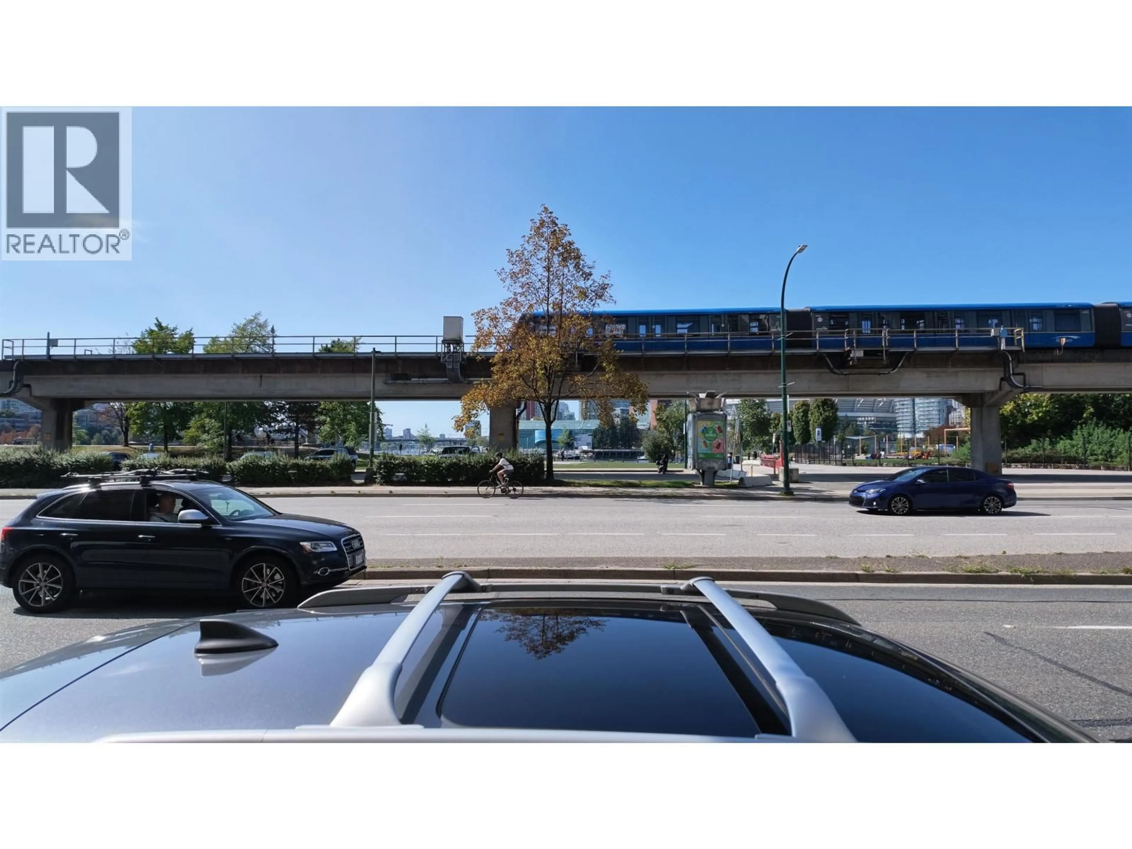 Parking for 1040 QUEBEC STREET, Vancouver British Columbia V6A4K8