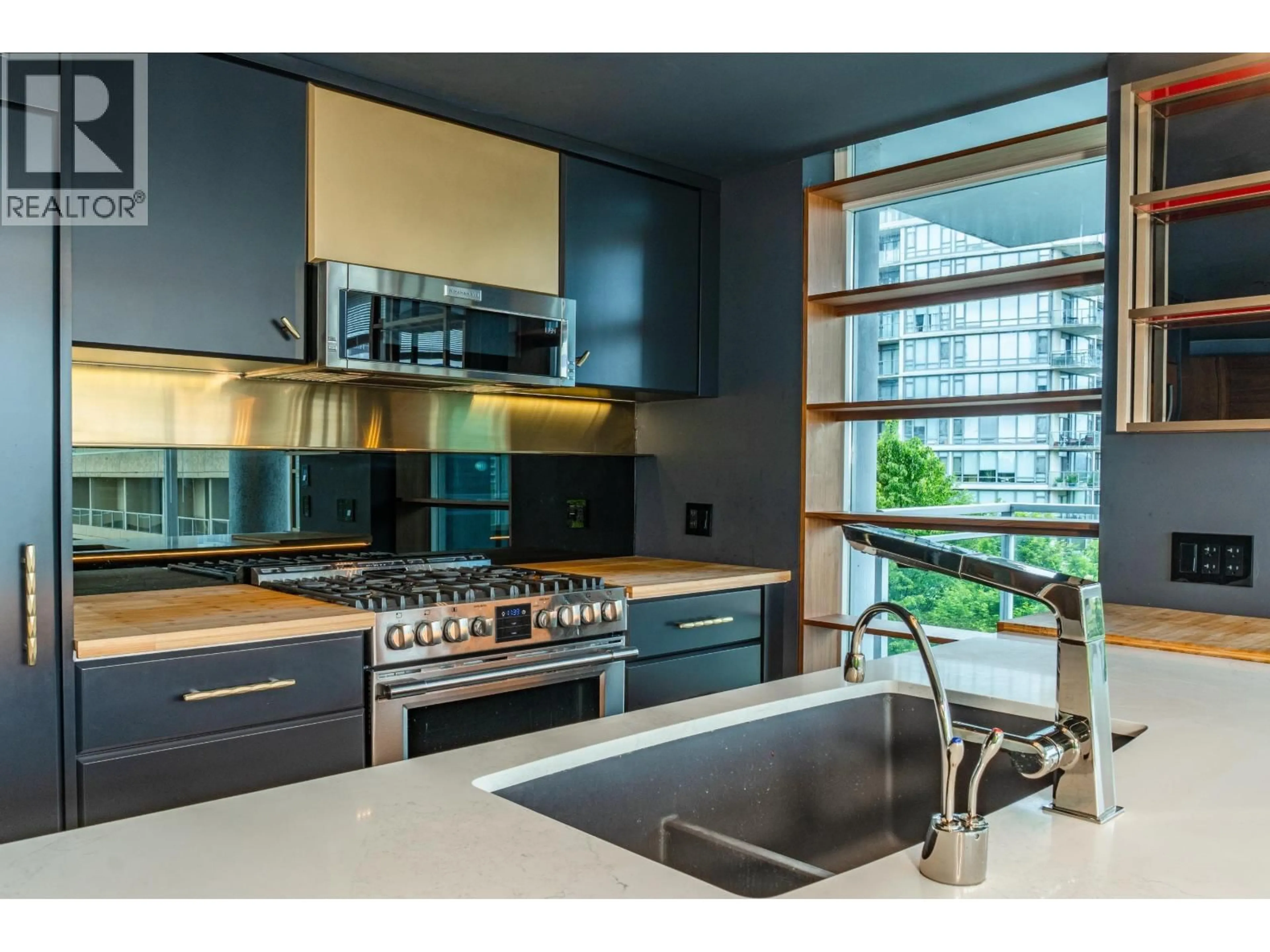 Contemporary kitchen, unknown for 901 - 7373 WESTMINSTER HIGHWAY, Richmond British Columbia V6X0B5