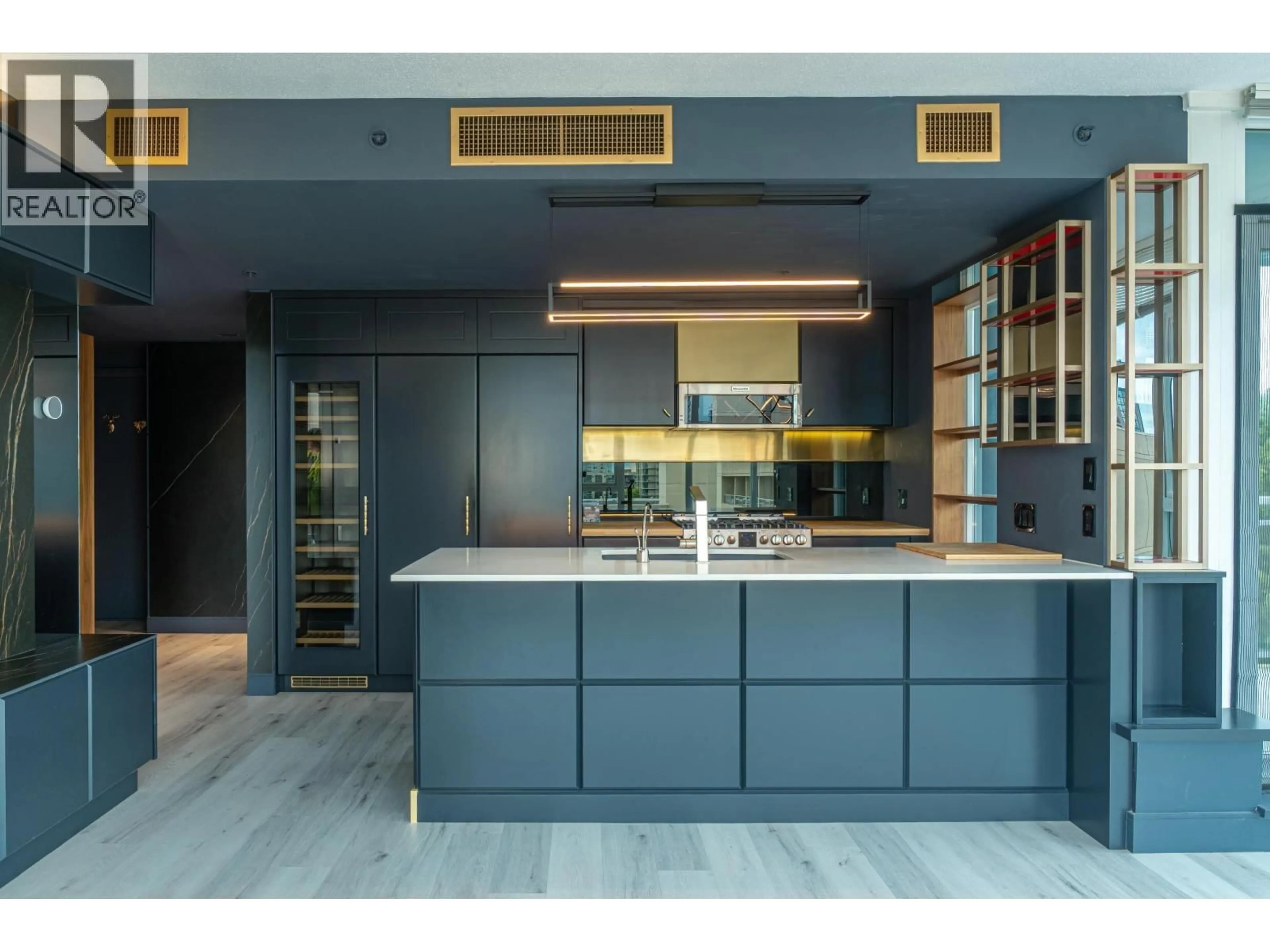 Contemporary kitchen, unknown for 901 - 7373 WESTMINSTER HIGHWAY, Richmond British Columbia V6X0B5