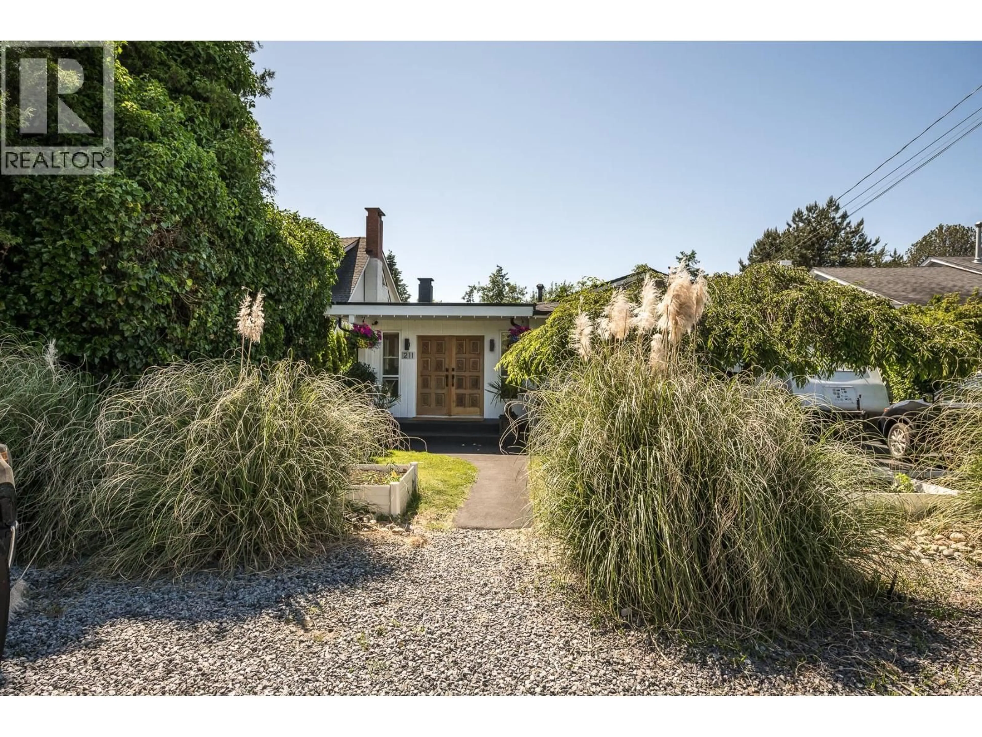 A pic from outside/outdoor area/front of a property/back of a property/a pic from drone, street for 211 67 STREET, Delta British Columbia V4L1M2