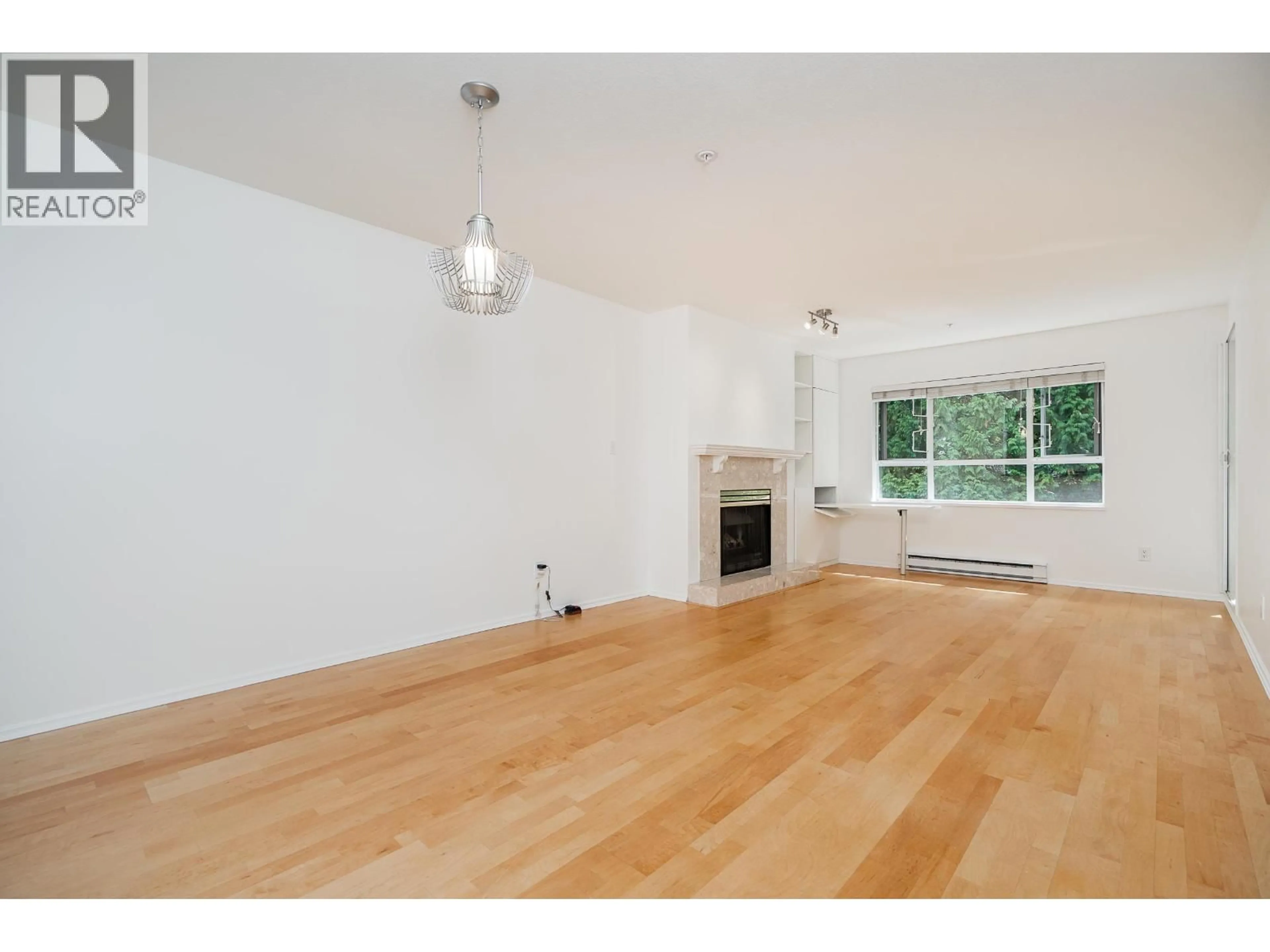 A pic of a room for 302 - 5577 SMITH AVENUE, Burnaby British Columbia V5H2K7