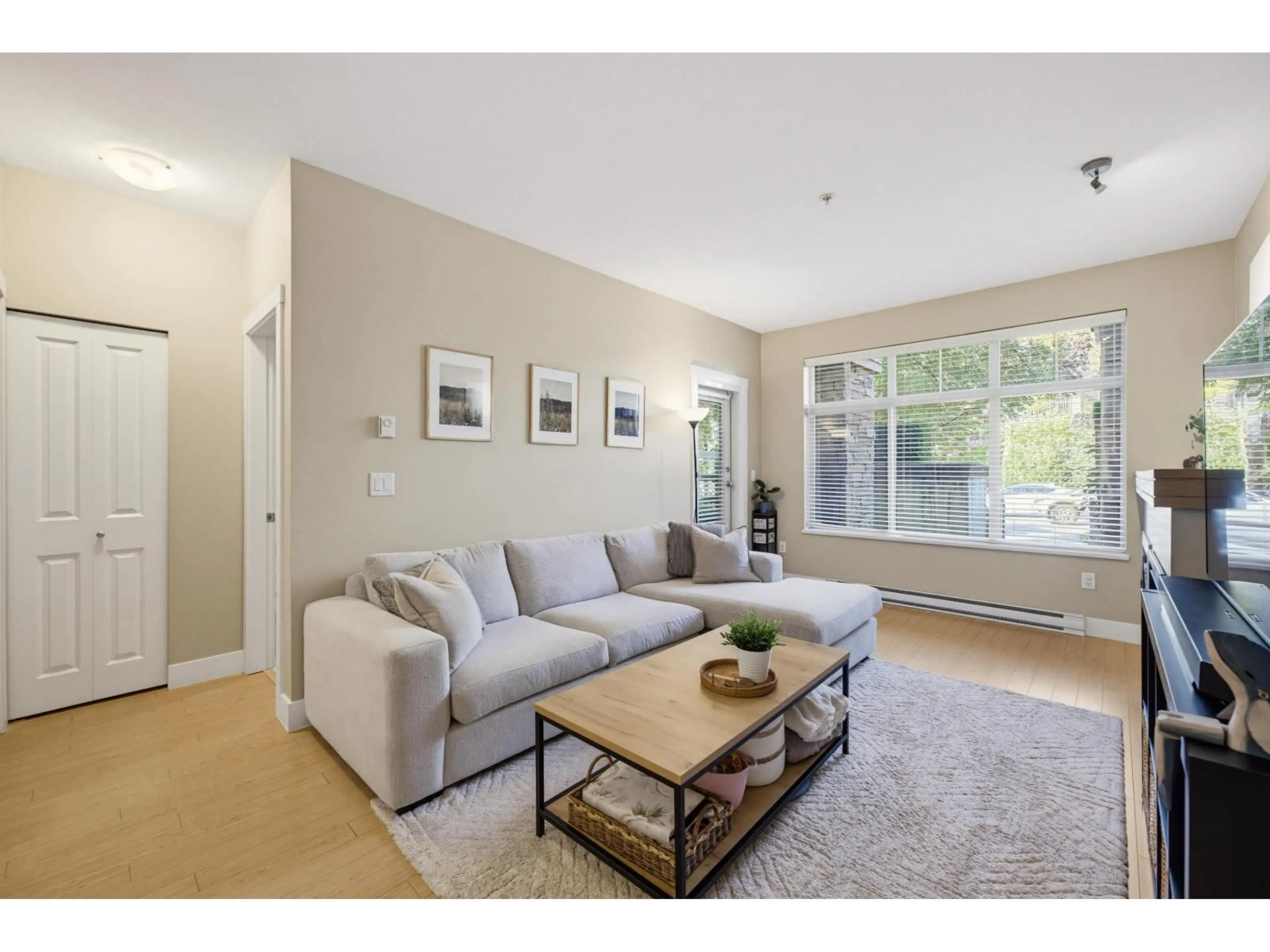 Living room with furniture, unknown for 101 - 6500 194 STREET, Surrey British Columbia V4N5X4