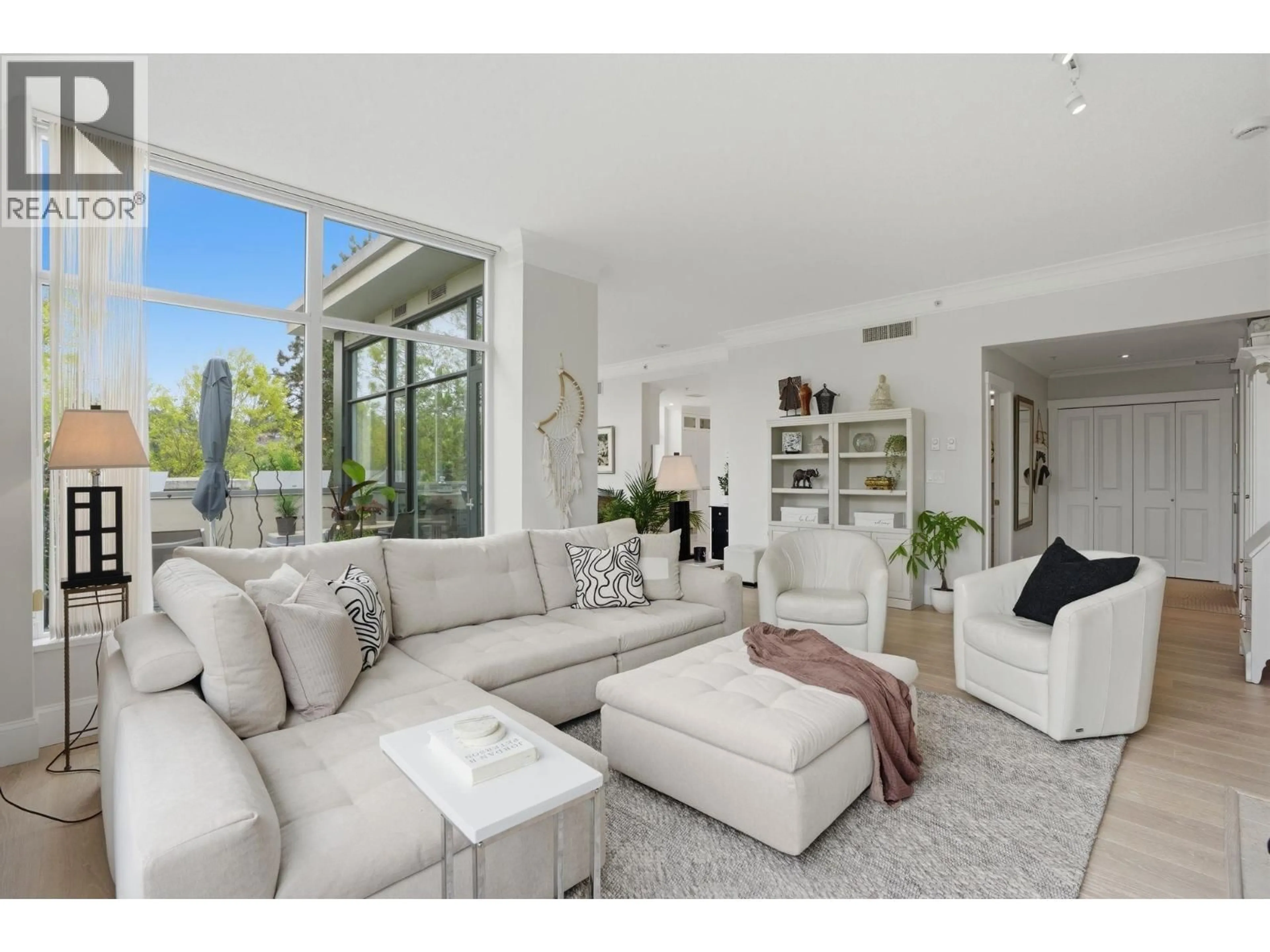 Living room with furniture, unknown for PH711 - 4759 VALLEY DRIVE, Vancouver British Columbia V6J4B7