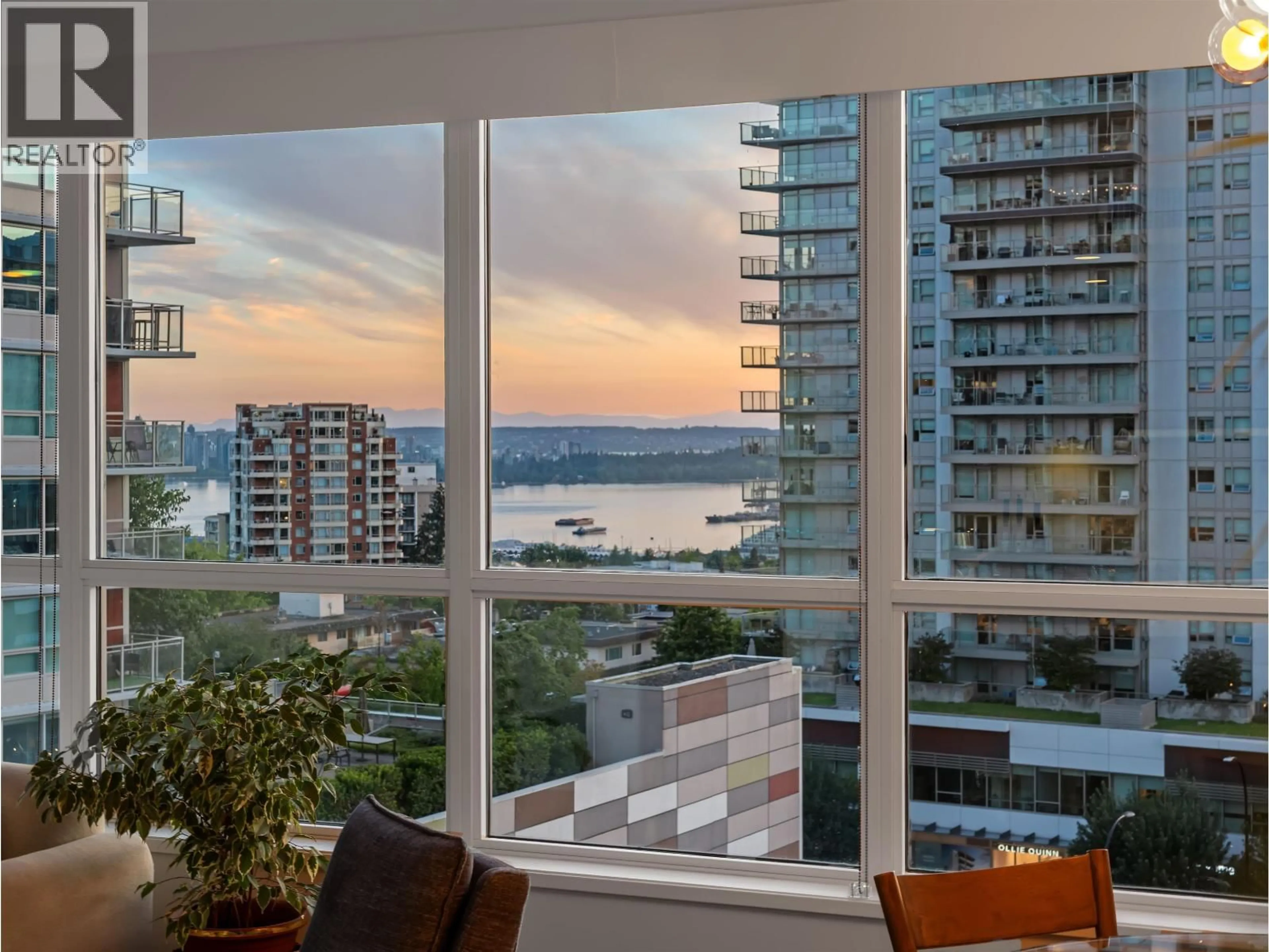 Balcony in the apartment, water/lake/river/ocean view for 704 - 125 14TH STREET, North Vancouver British Columbia V7L0E6