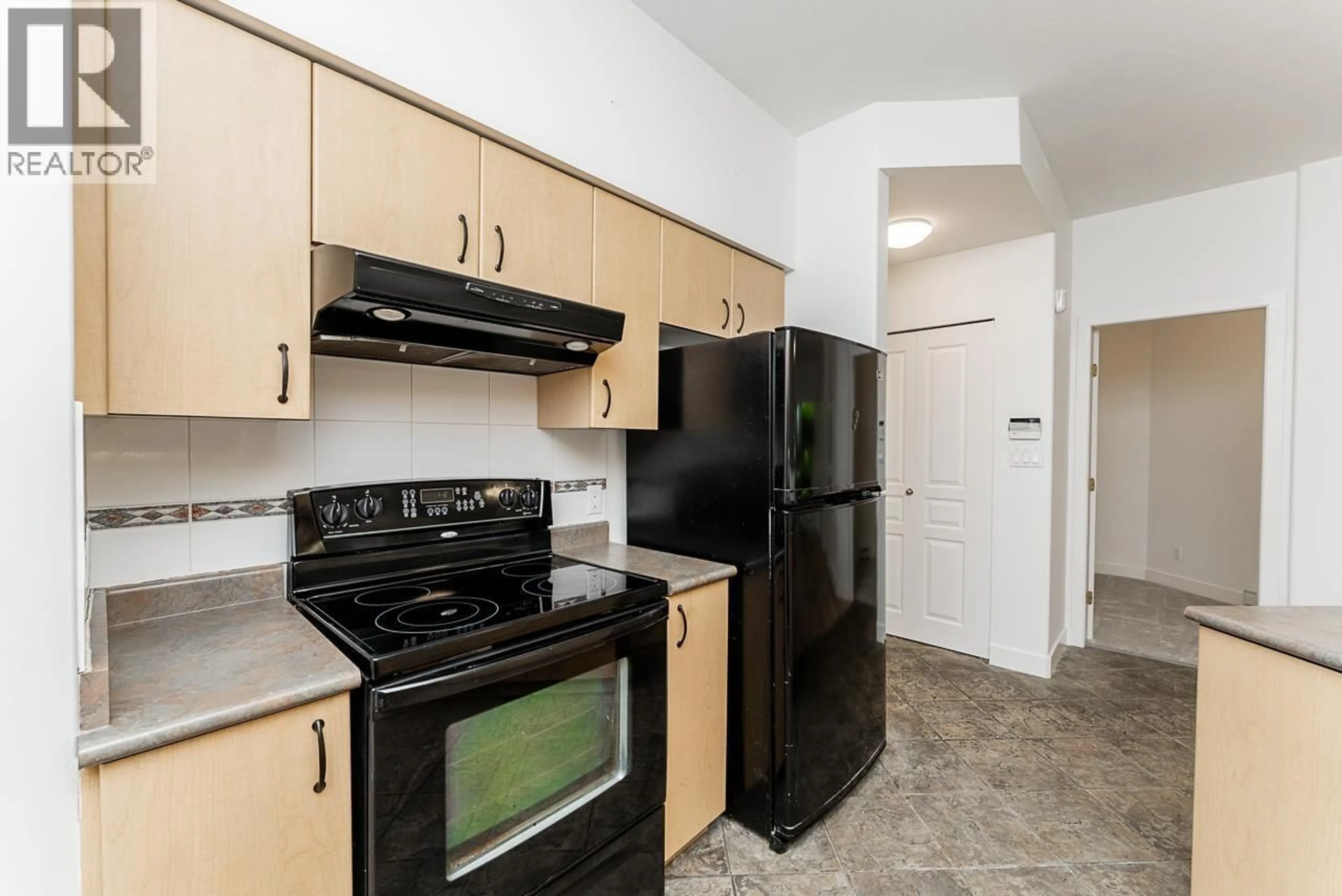 Standard kitchen, unknown for 108 - 522 SMITH AVENUE, Coquitlam British Columbia V3J7X7