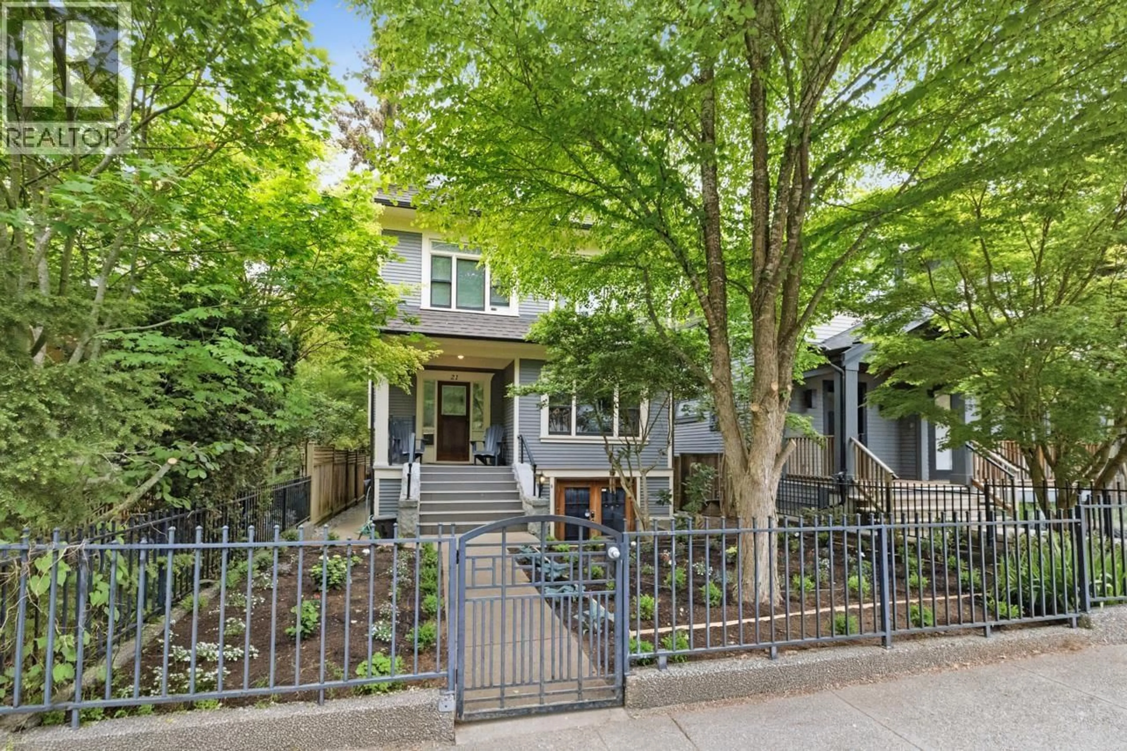 Unknown for 21 22ND AVENUE, Vancouver British Columbia V5V1T3