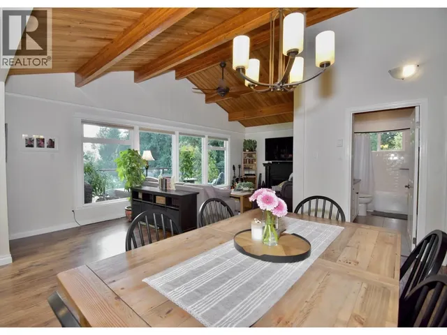 2703 ROBINSON ROAD, Roberts Creek 5
