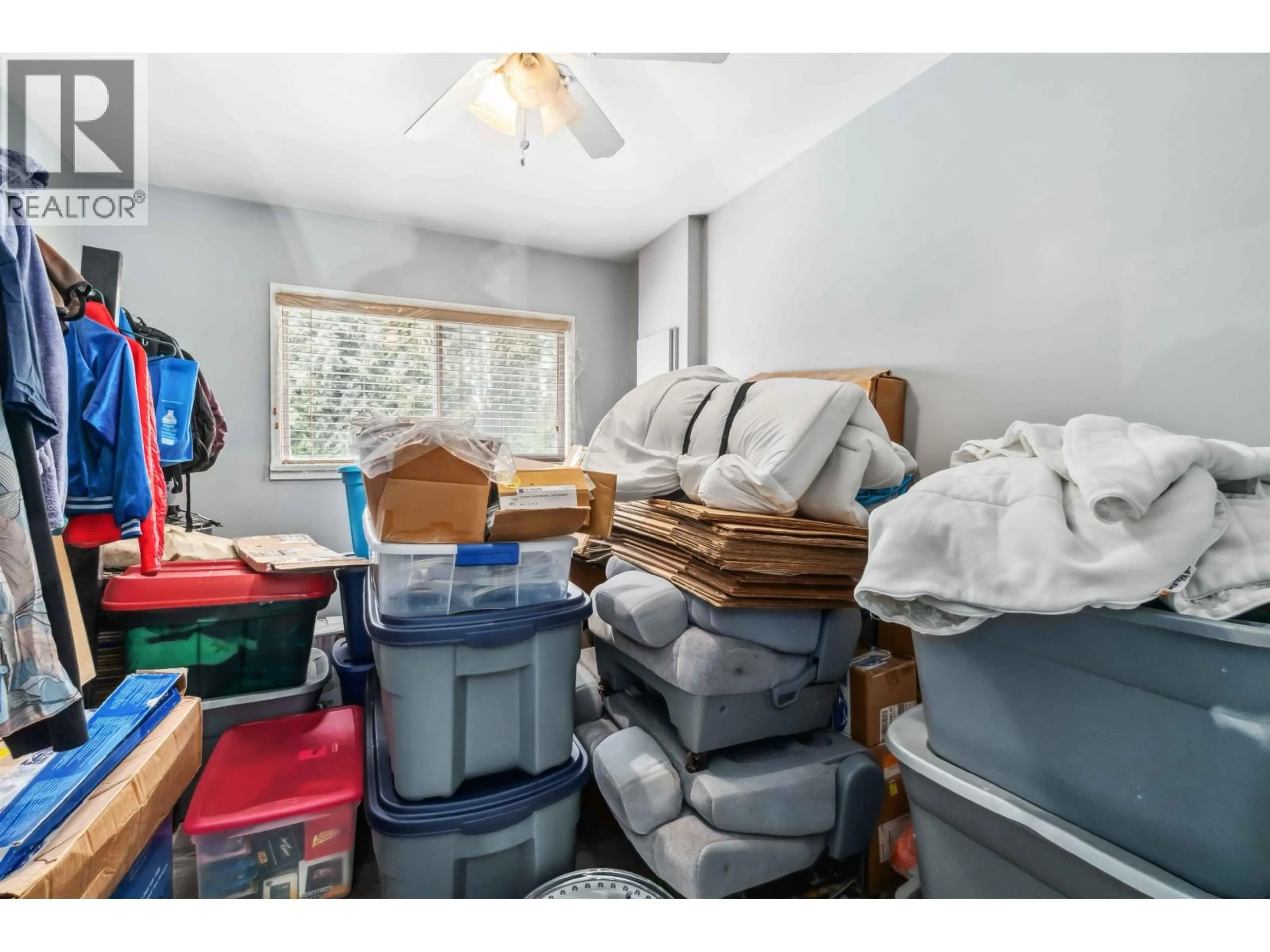 Storage room or clothes room or walk-in closet for 3684 CEDAR DRIVE, Port Coquitlam British Columbia V3B3C9