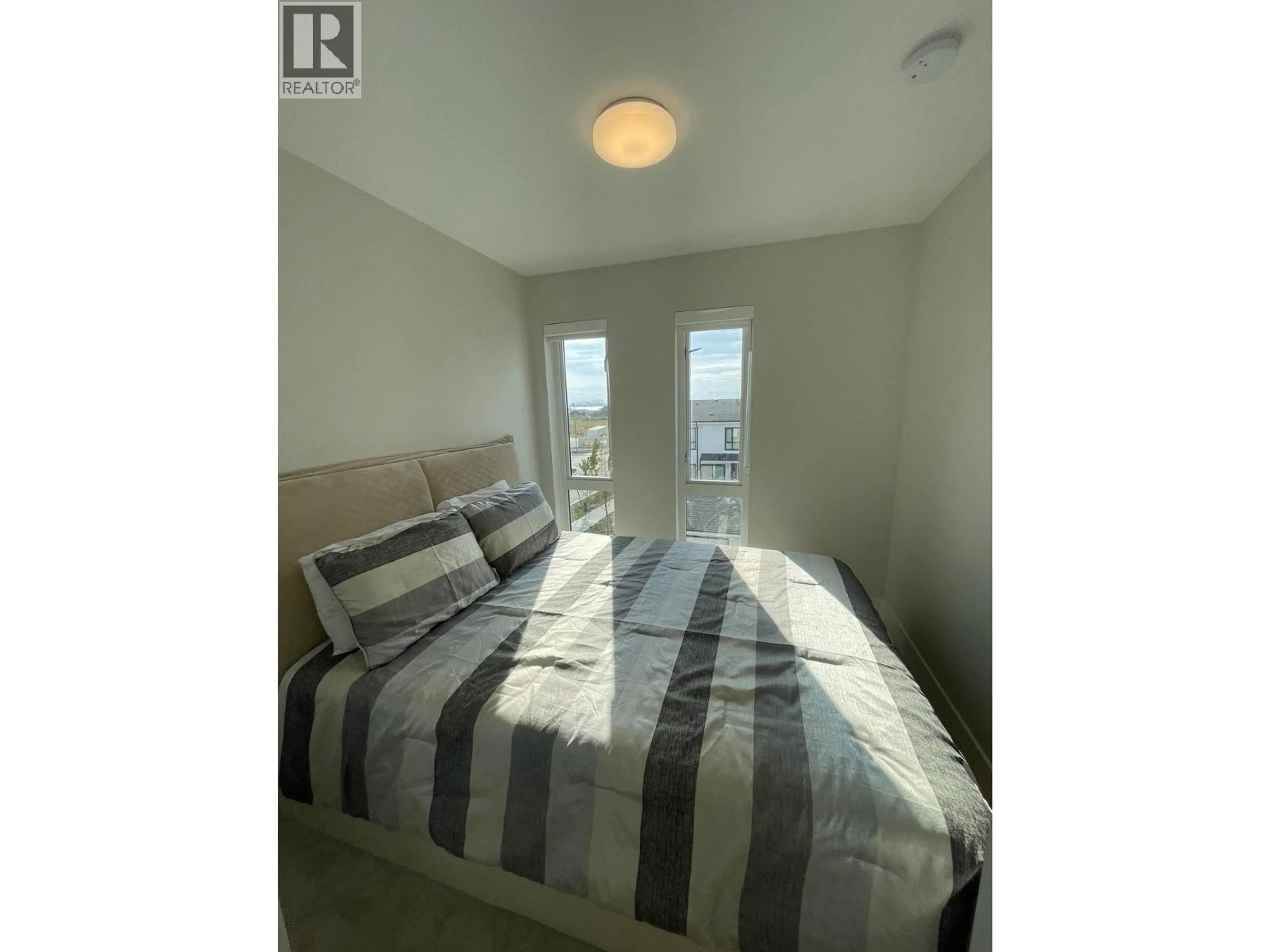 A pic of a room for 2 - 4745 SPRUCE WAY, Delta British Columbia V4M0E8