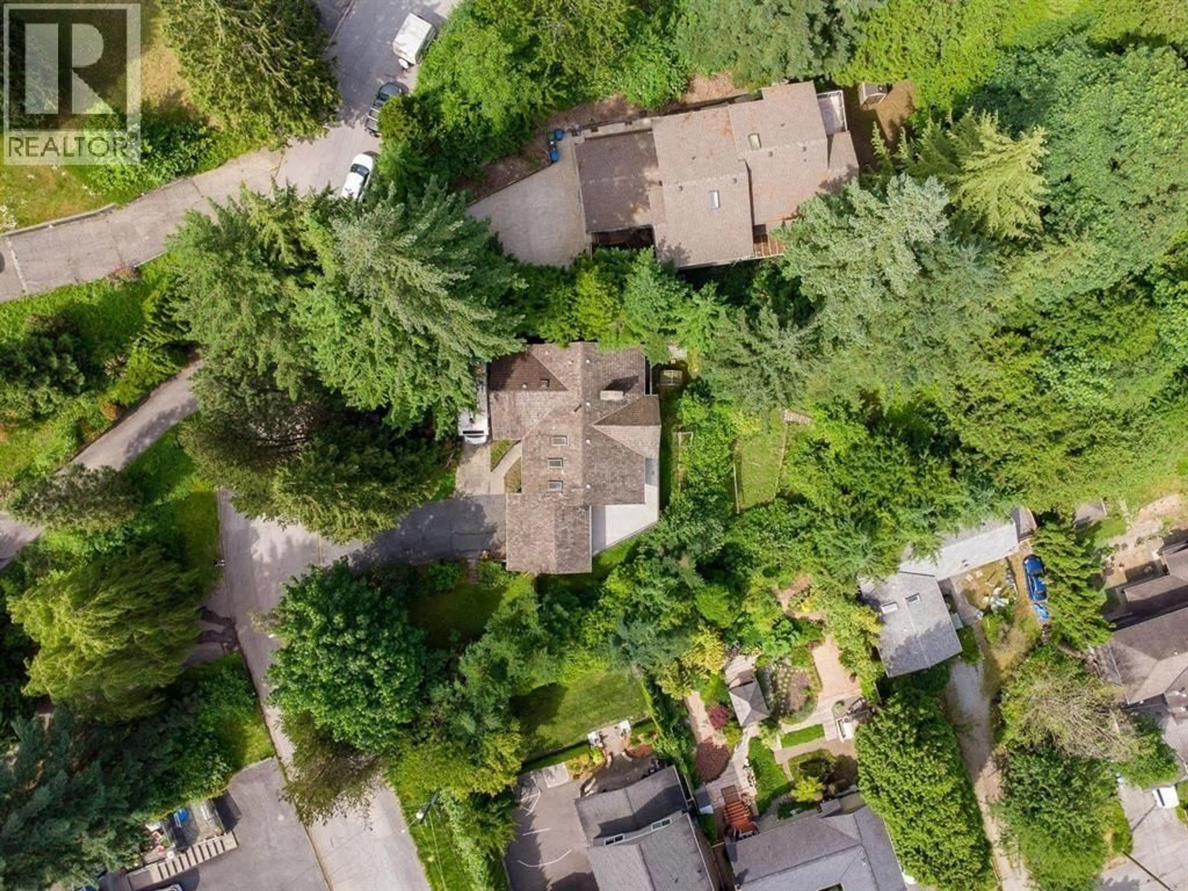A pic from outside/outdoor area/front of a property/back of a property/a pic from drone, street for 1890 CHARLES STREET, Port Moody British Columbia V3H2M3