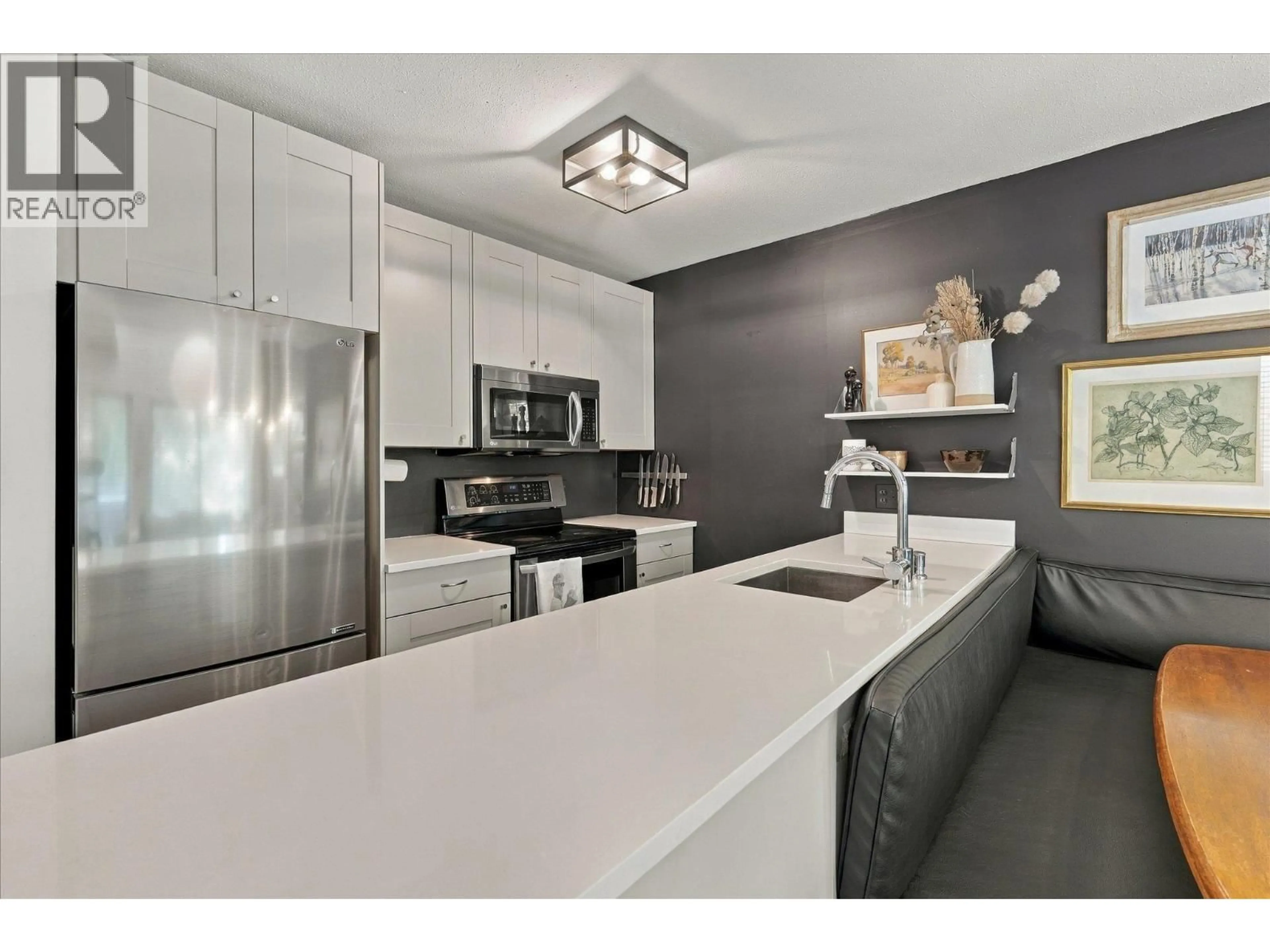 Open concept kitchen, unknown for 4 - 2014 LONDON LANE, Whistler British Columbia V8E0B6