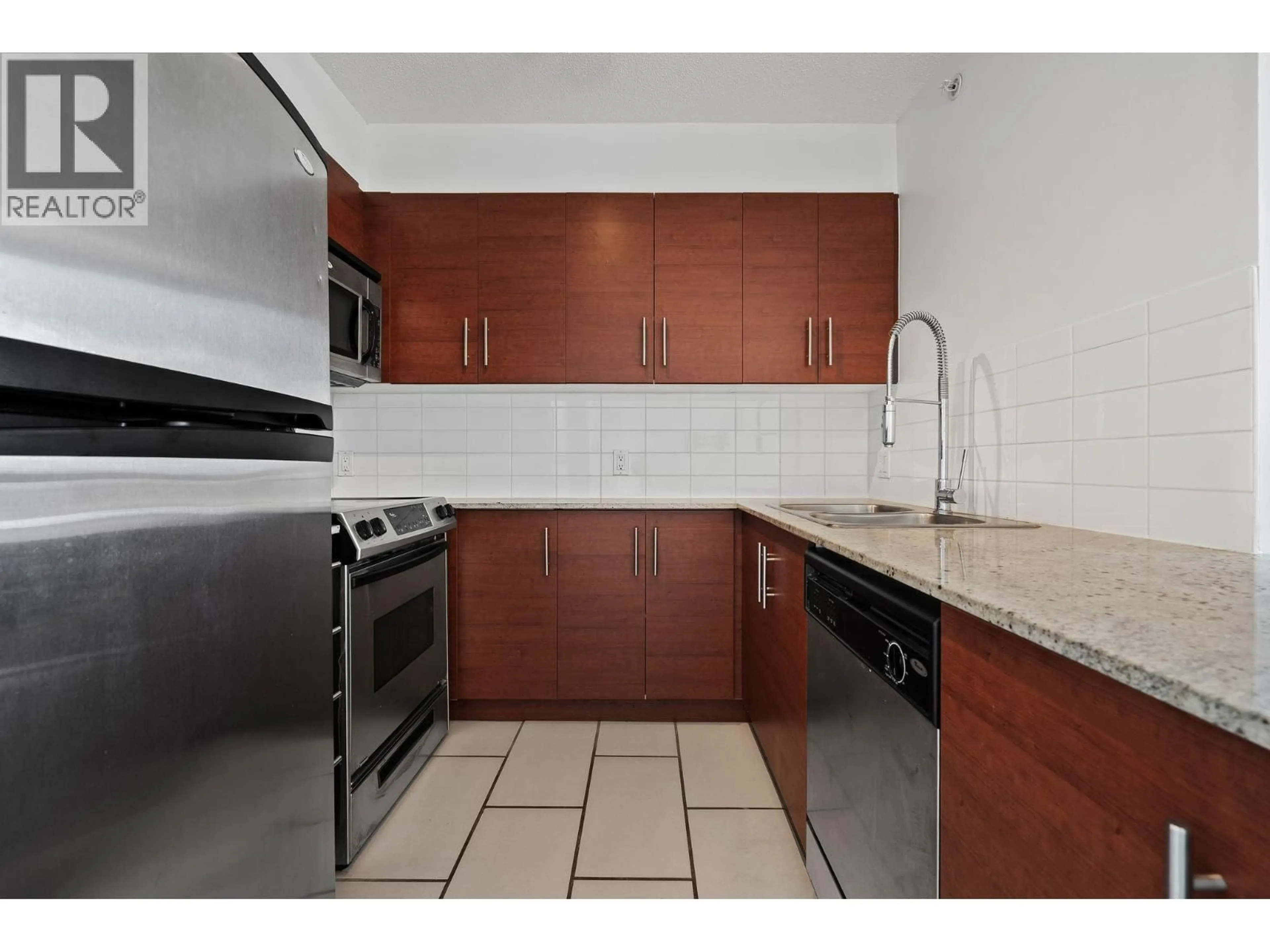 Standard kitchen, ceramic/tile floor for 1203 - 814 ROYAL AVENUE, New Westminster British Columbia V3M1J9