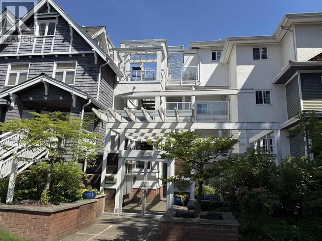 313 - 2175 3RD AVENUE, Vancouver 3
