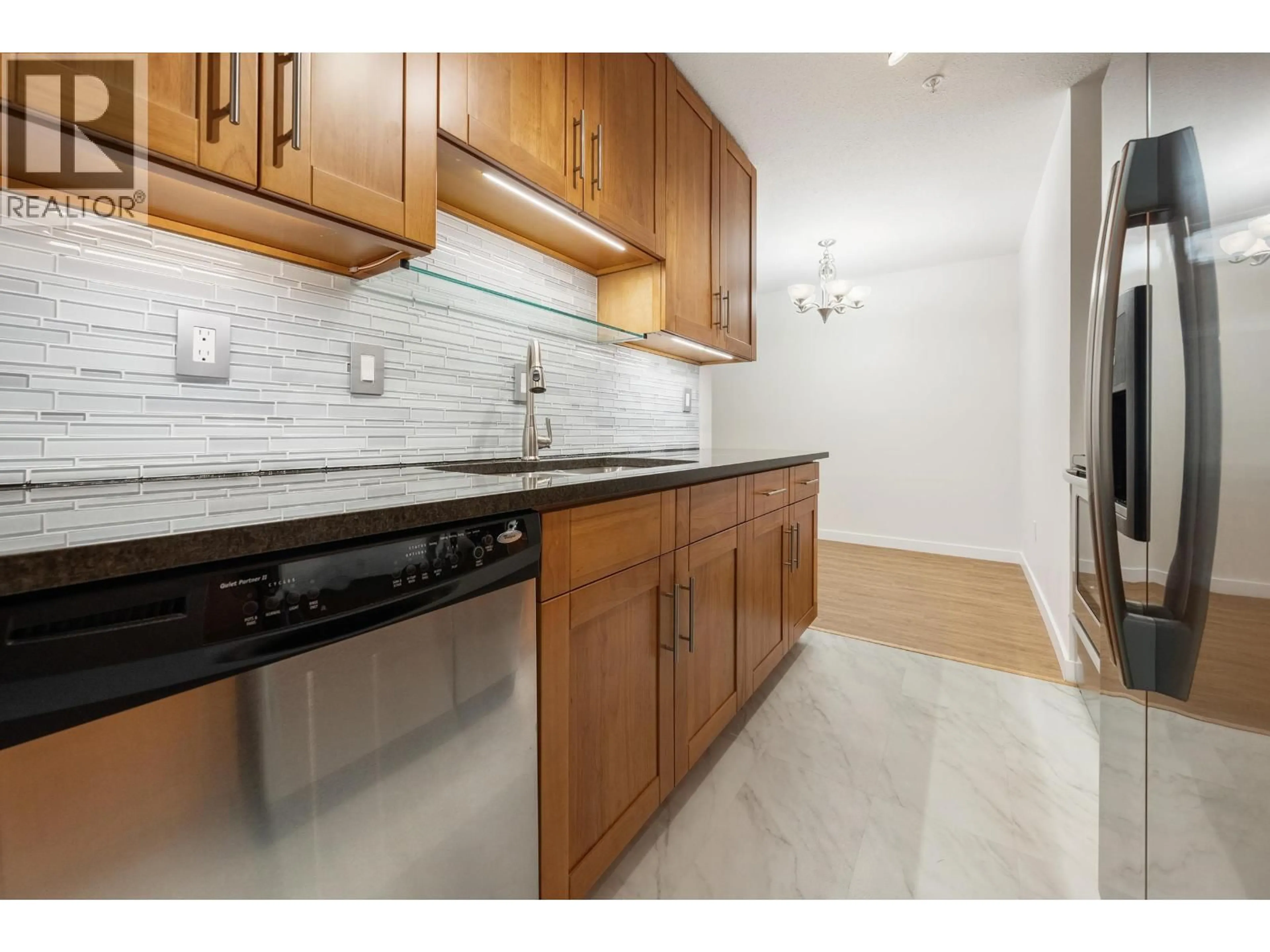 Standard kitchen, ceramic/tile floor for 101 - 2245 WILSON AVENUE, Port Coquitlam British Columbia V3C1Z4