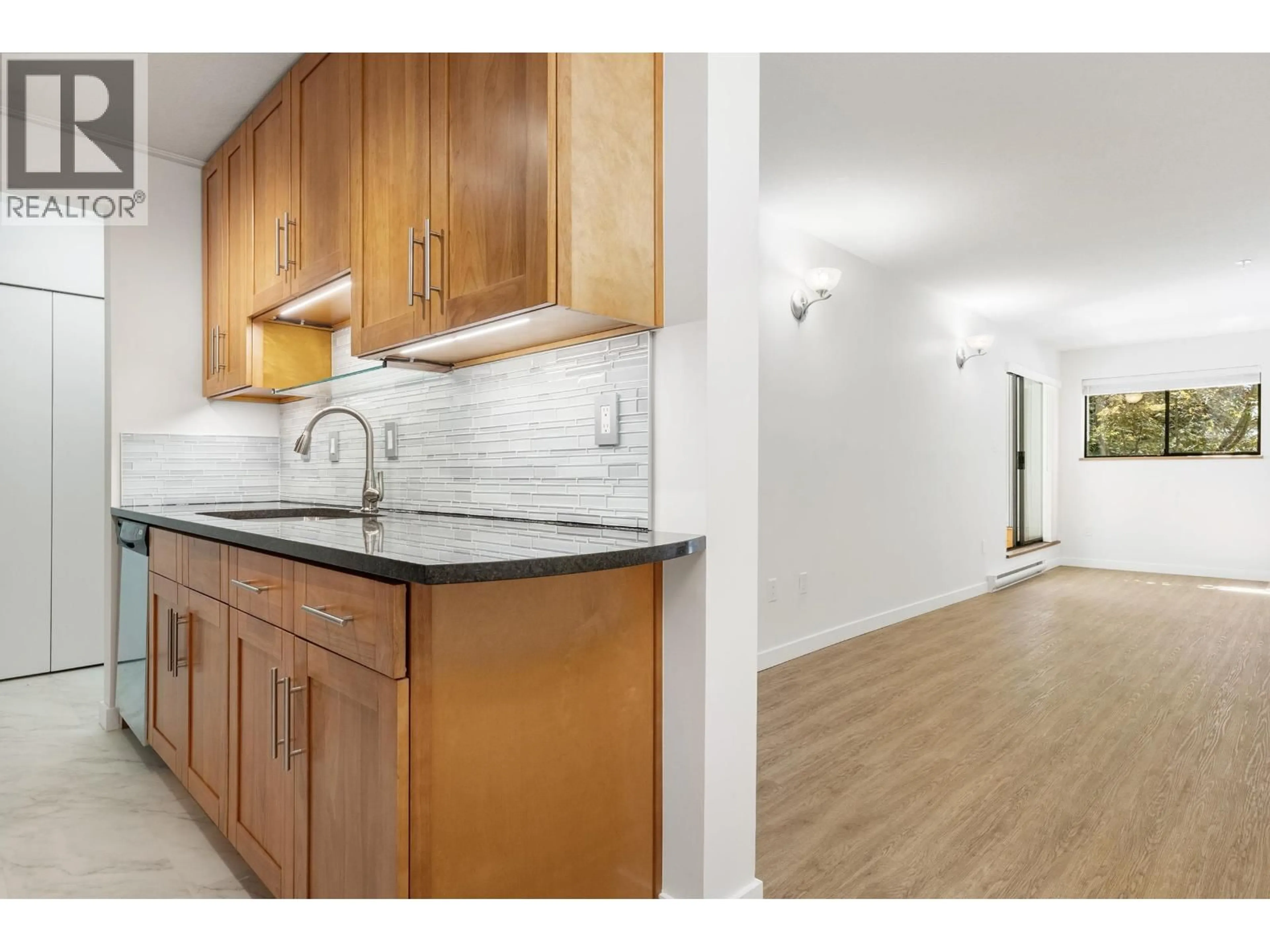 Standard kitchen, unknown for 101 - 2245 WILSON AVENUE, Port Coquitlam British Columbia V3C1Z4