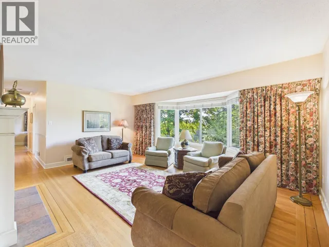 8091 BRADLEY AVENUE, Burnaby 5