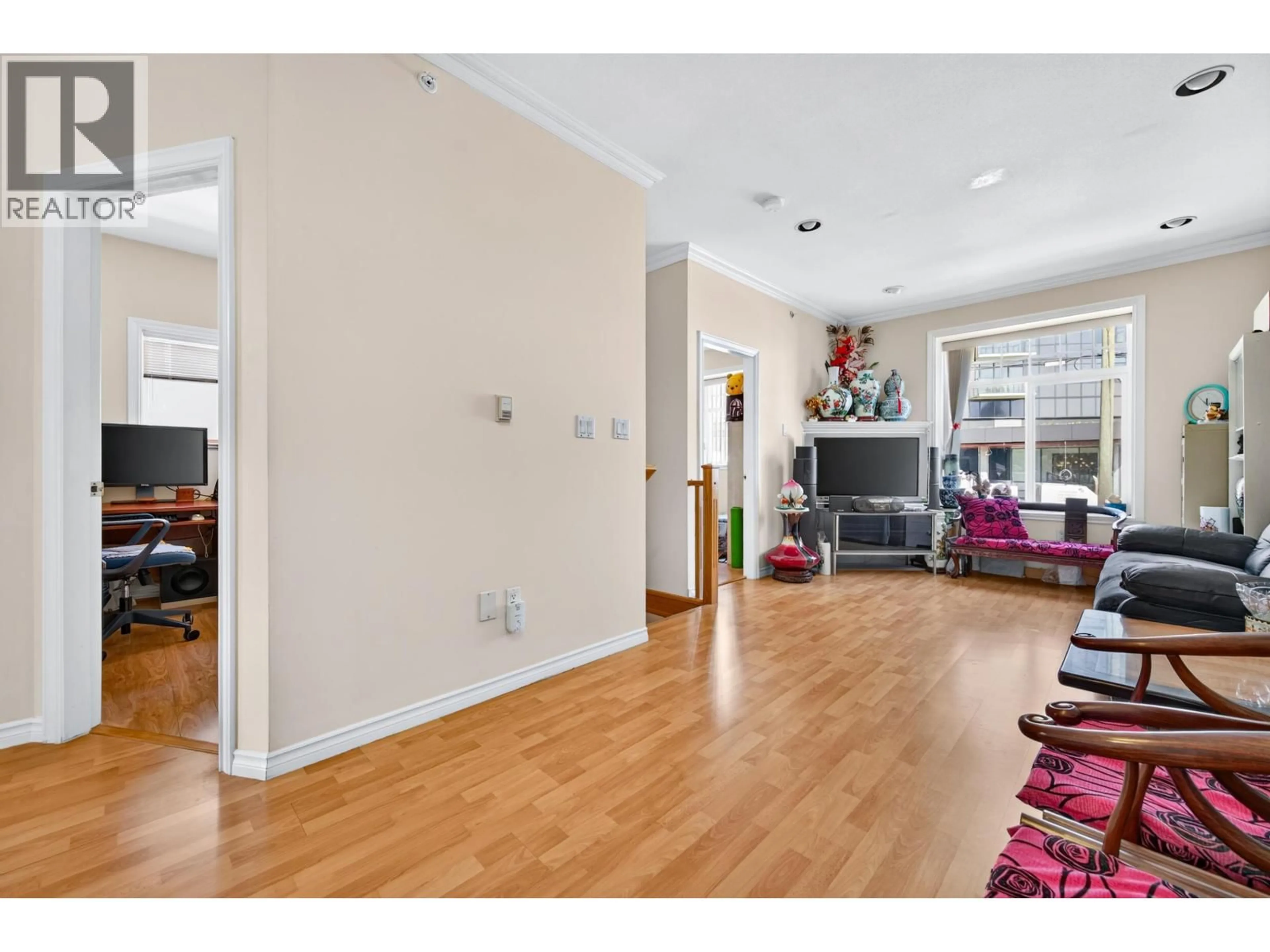 Unknown for 650 70TH AVENUE, Vancouver British Columbia V6P2X1