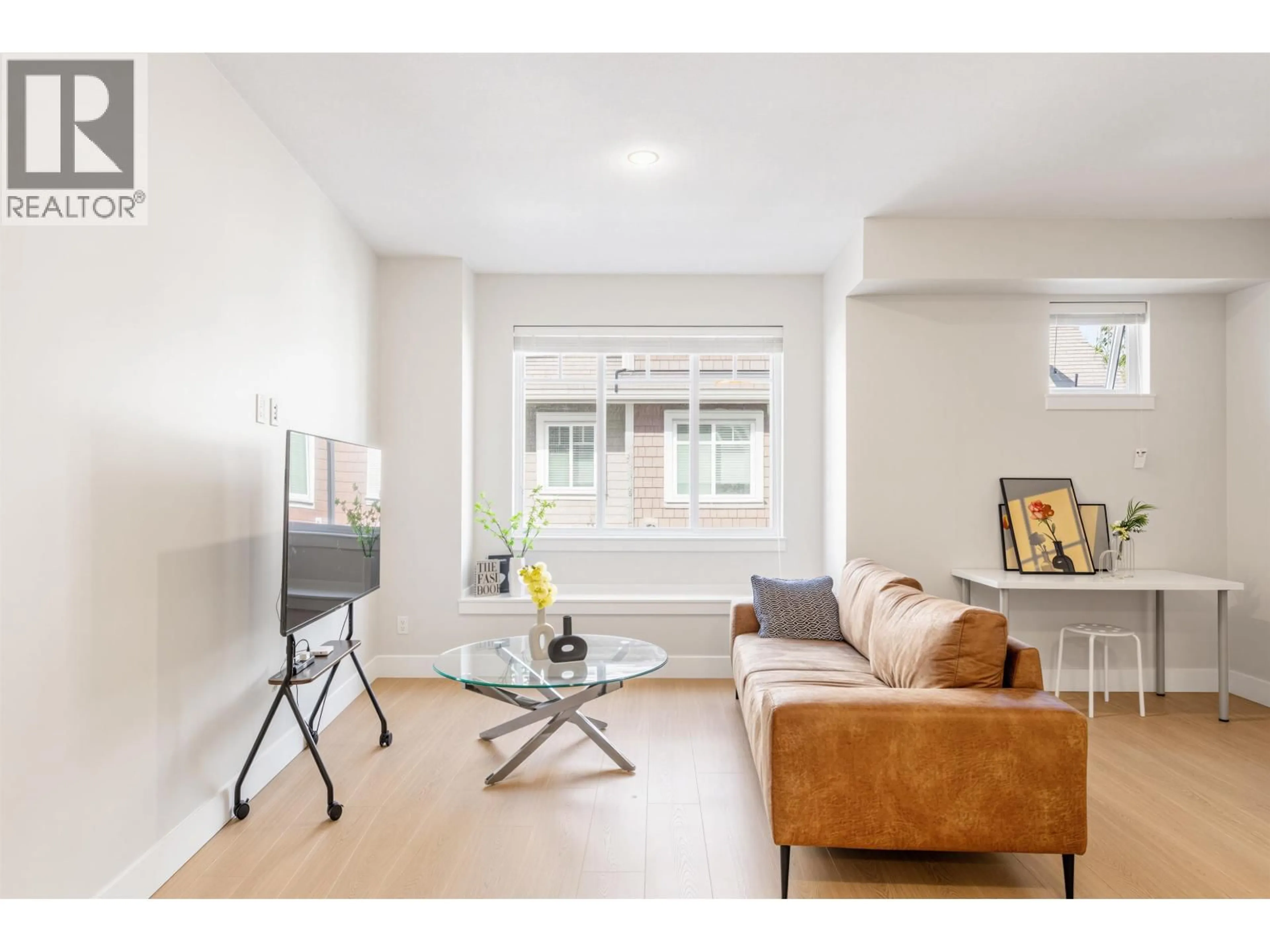 Living room with furniture, unknown for 11 - 9780 GENERAL CURRIE ROAD, Richmond British Columbia V6Y0J9