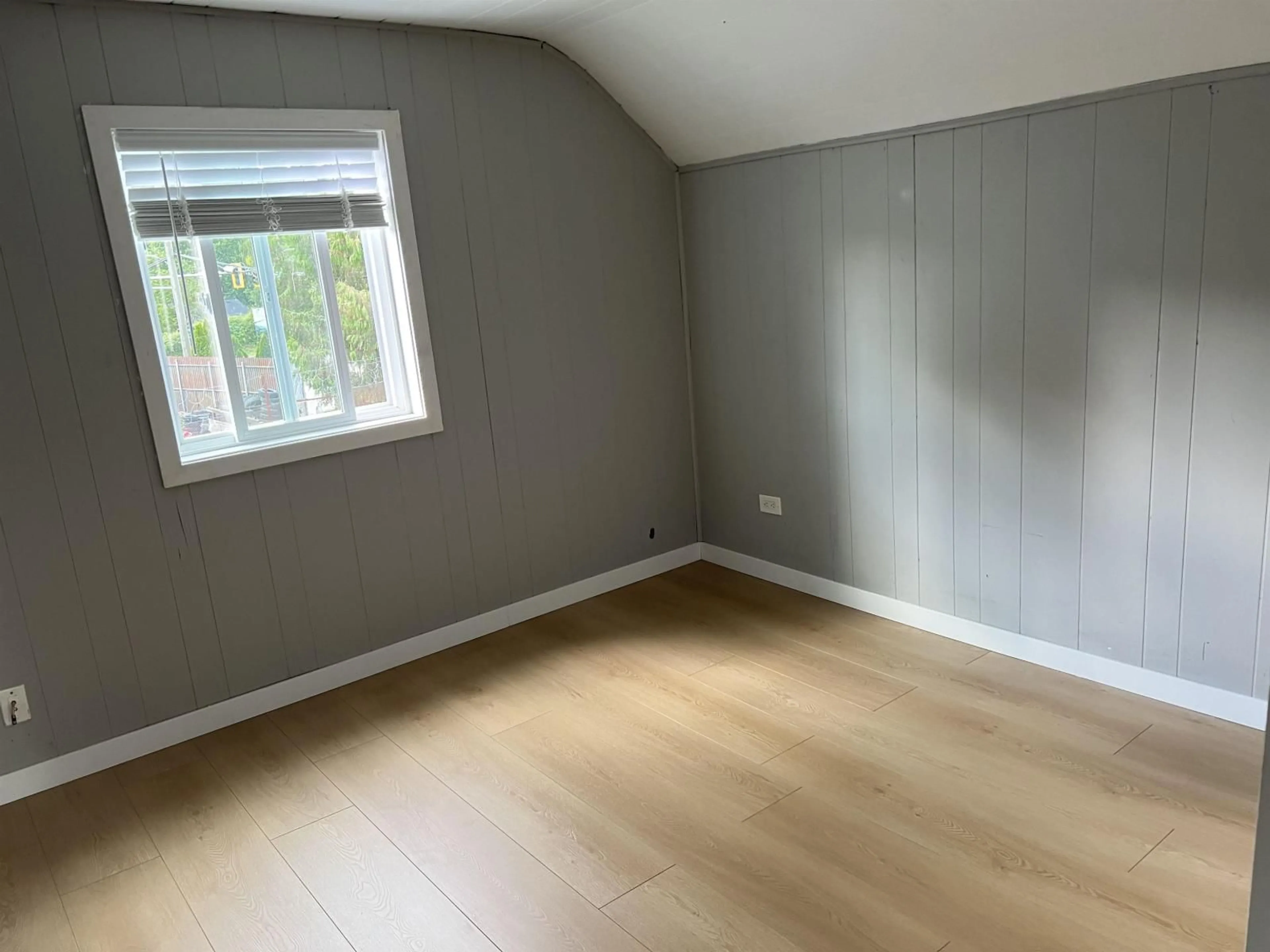 A pic of a room for 12369 OLD YALE ROAD, Surrey British Columbia V3V3X7