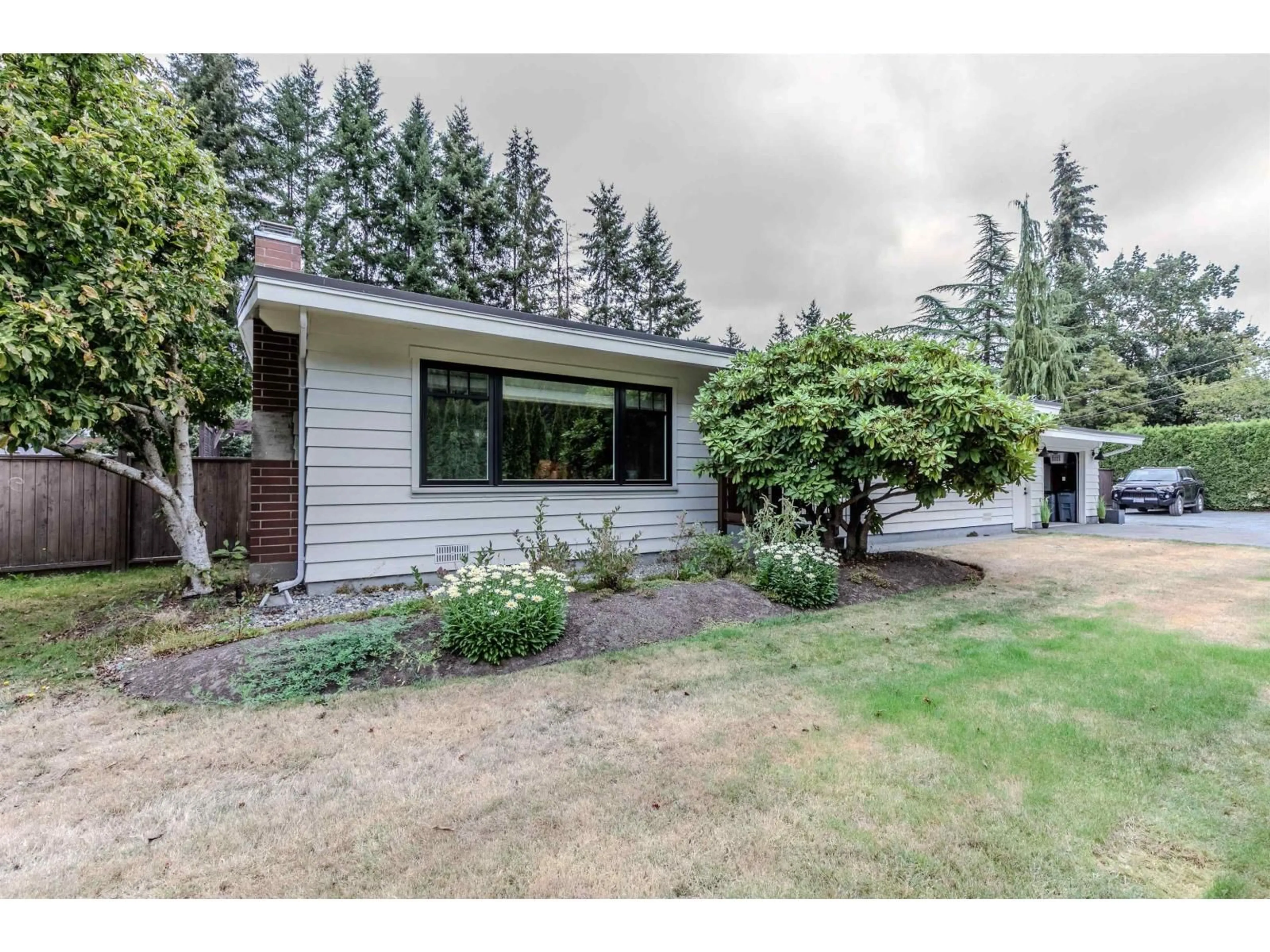 Home with vinyl exterior material, street for 24633 56 AVENUE, Langley British Columbia V2Z1B9