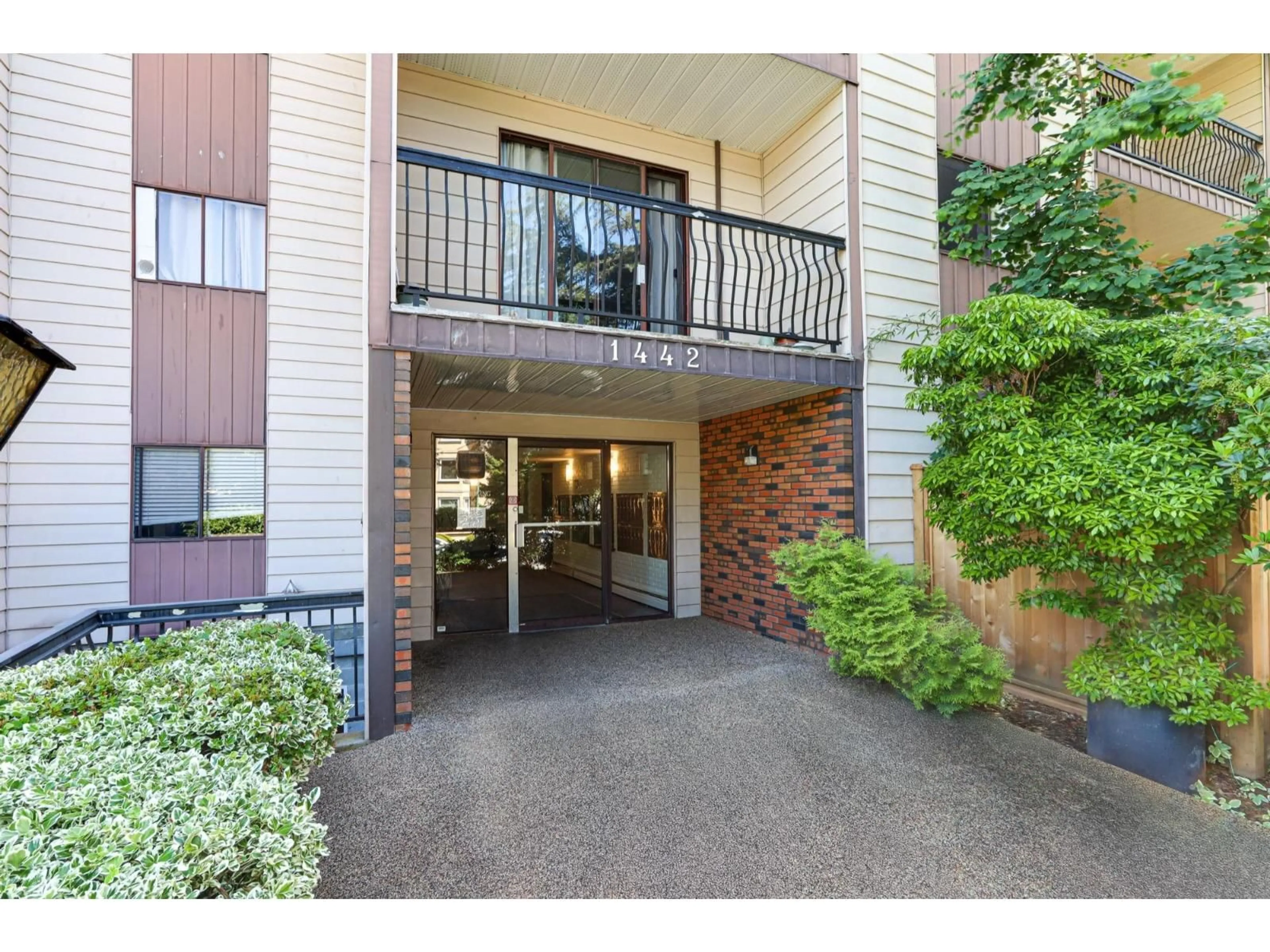 Unknown for 119 - 1442 BLACKWOOD STREET, White Rock British Columbia V4B3V5