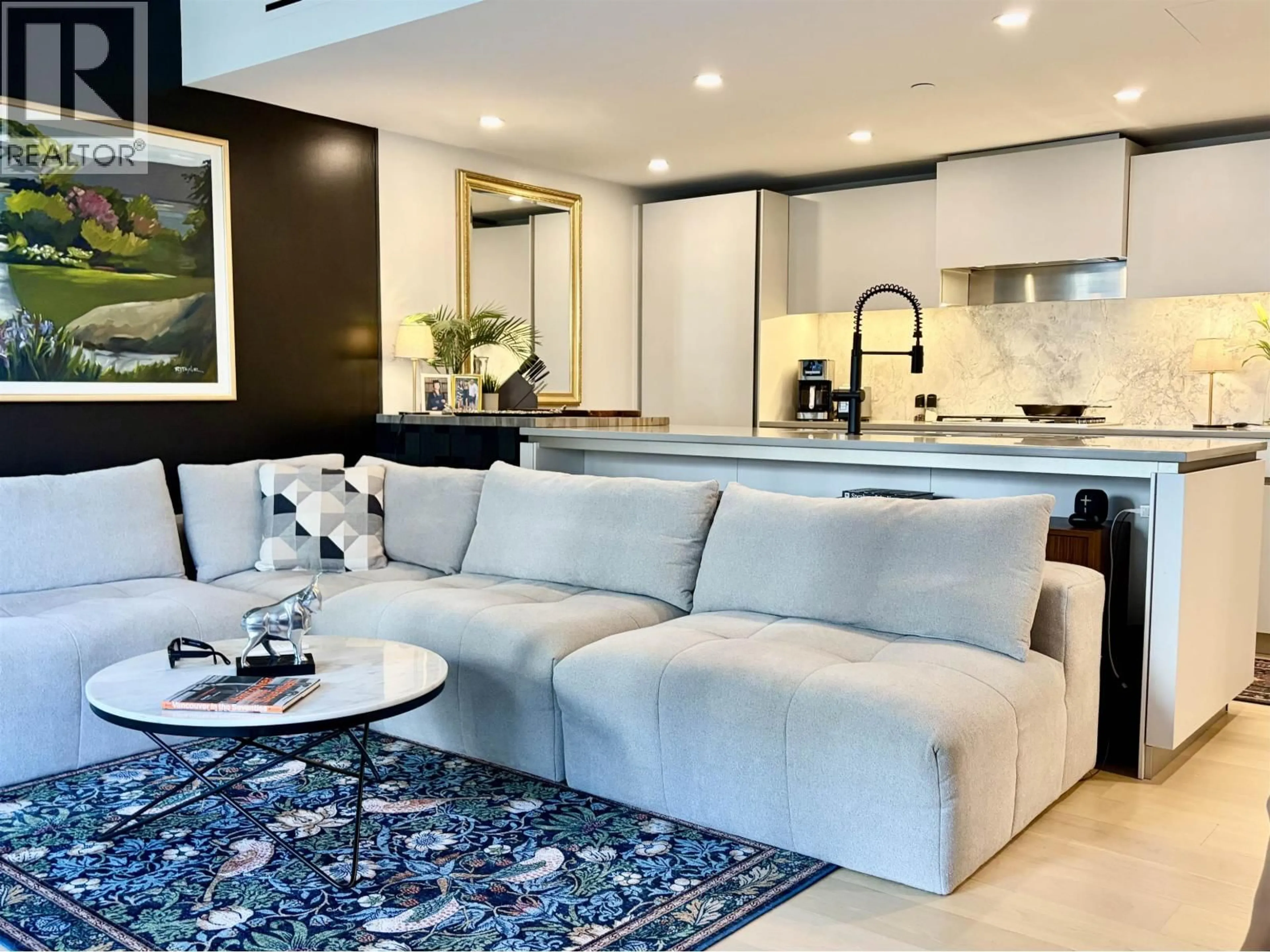 Open concept kitchen, ceramic/tile floor for 406 - 889 PACIFIC STREET, Vancouver British Columbia V6C1Z3