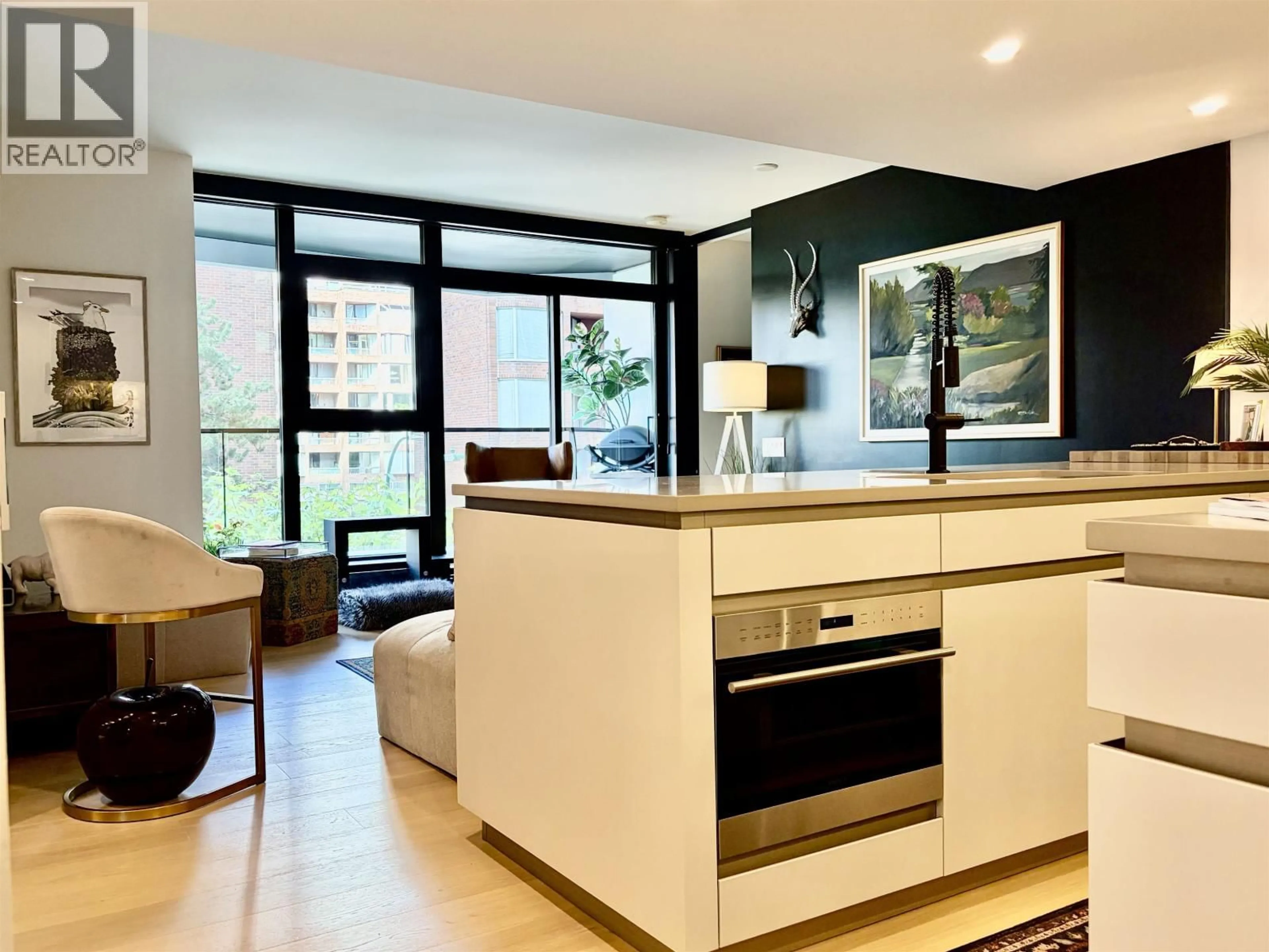 Open concept kitchen, unknown for 406 - 889 PACIFIC STREET, Vancouver British Columbia V6C1Z3
