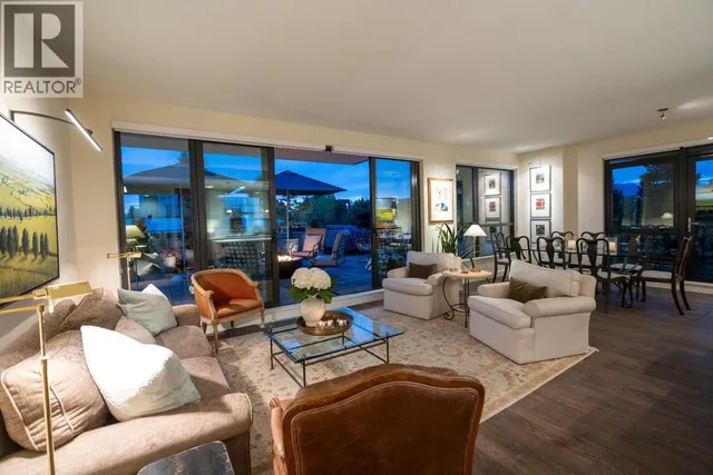 302 - 4427 CAMBIE STREET, Vancouver 2