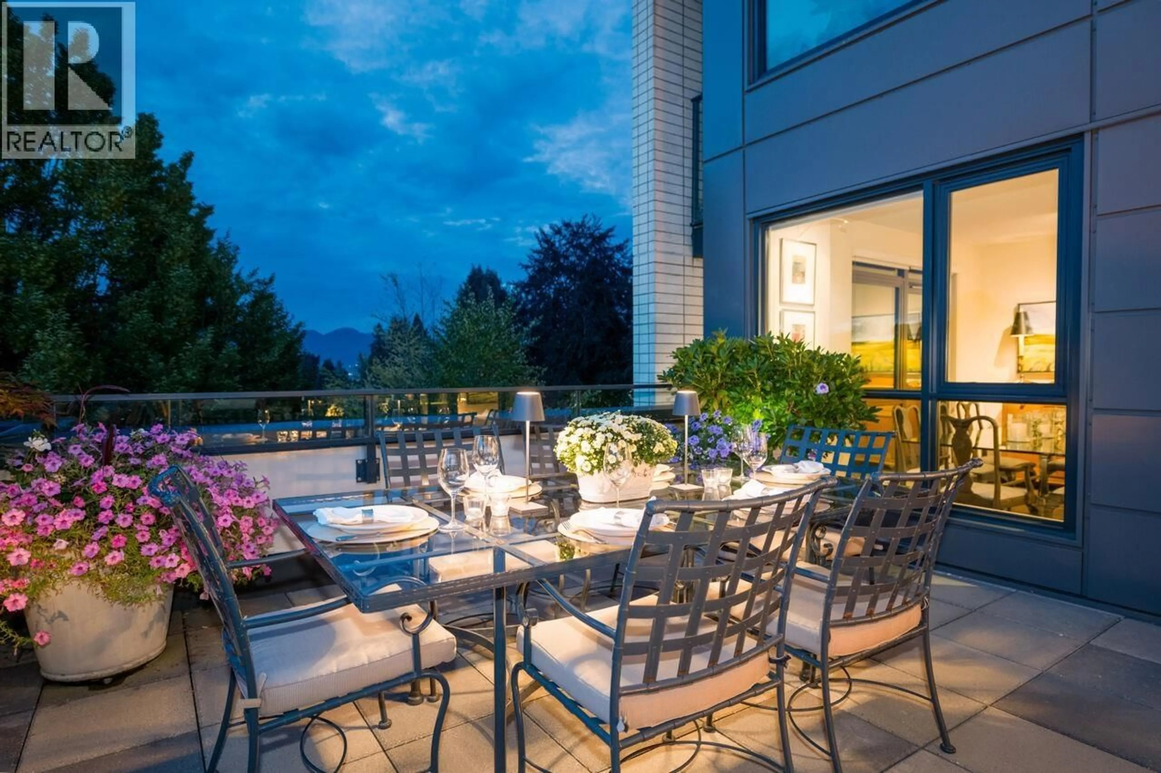 Patio, unknown for 302 - 4427 CAMBIE STREET, Vancouver British Columbia V5Z2Y8