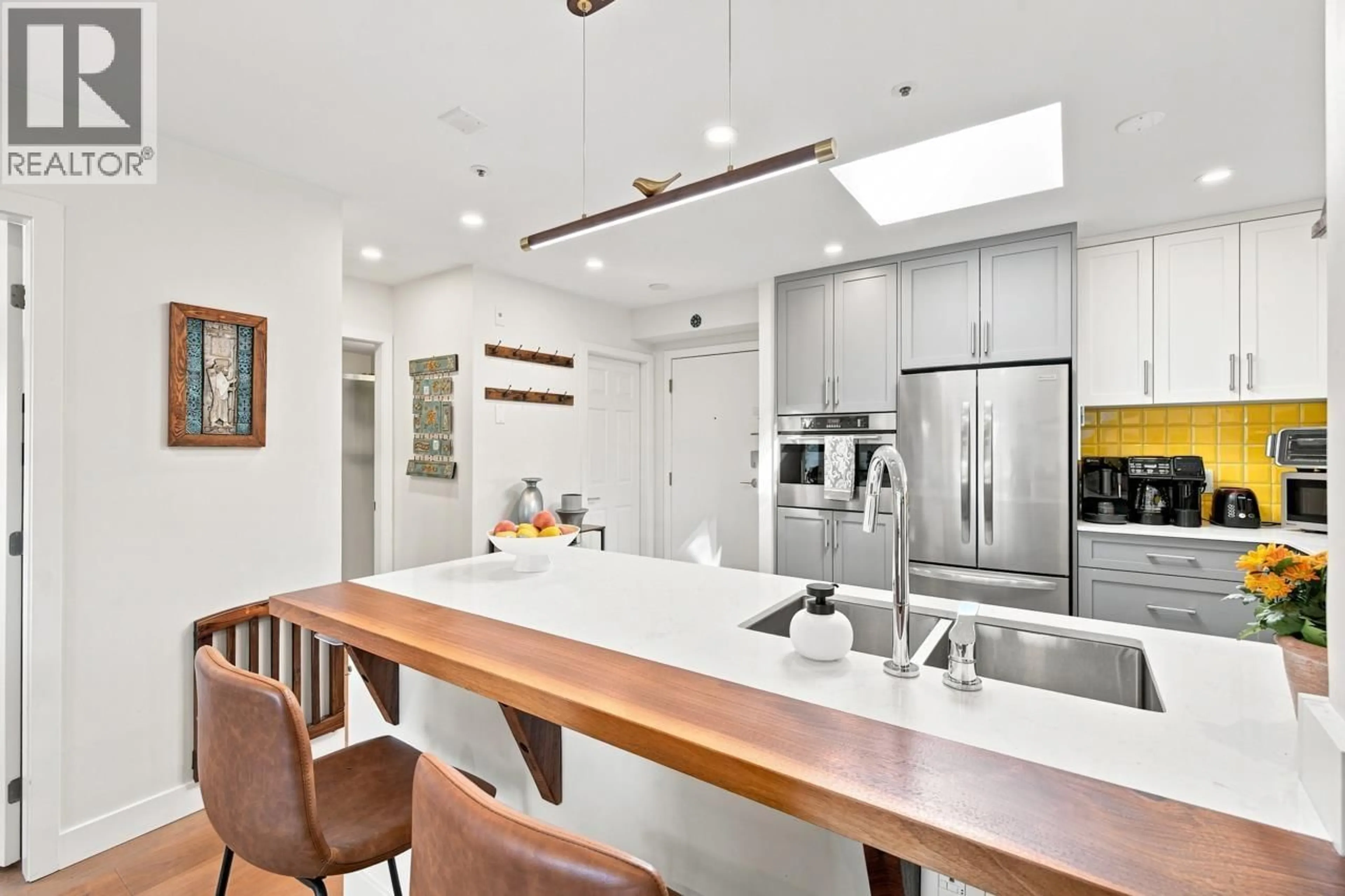 Open concept kitchen, unknown for 412 - 3480 MAIN STREET, Vancouver British Columbia V5V3N2