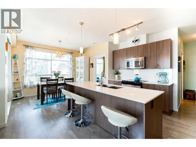 215 - 617 SMITH AVENUE, Coquitlam 3