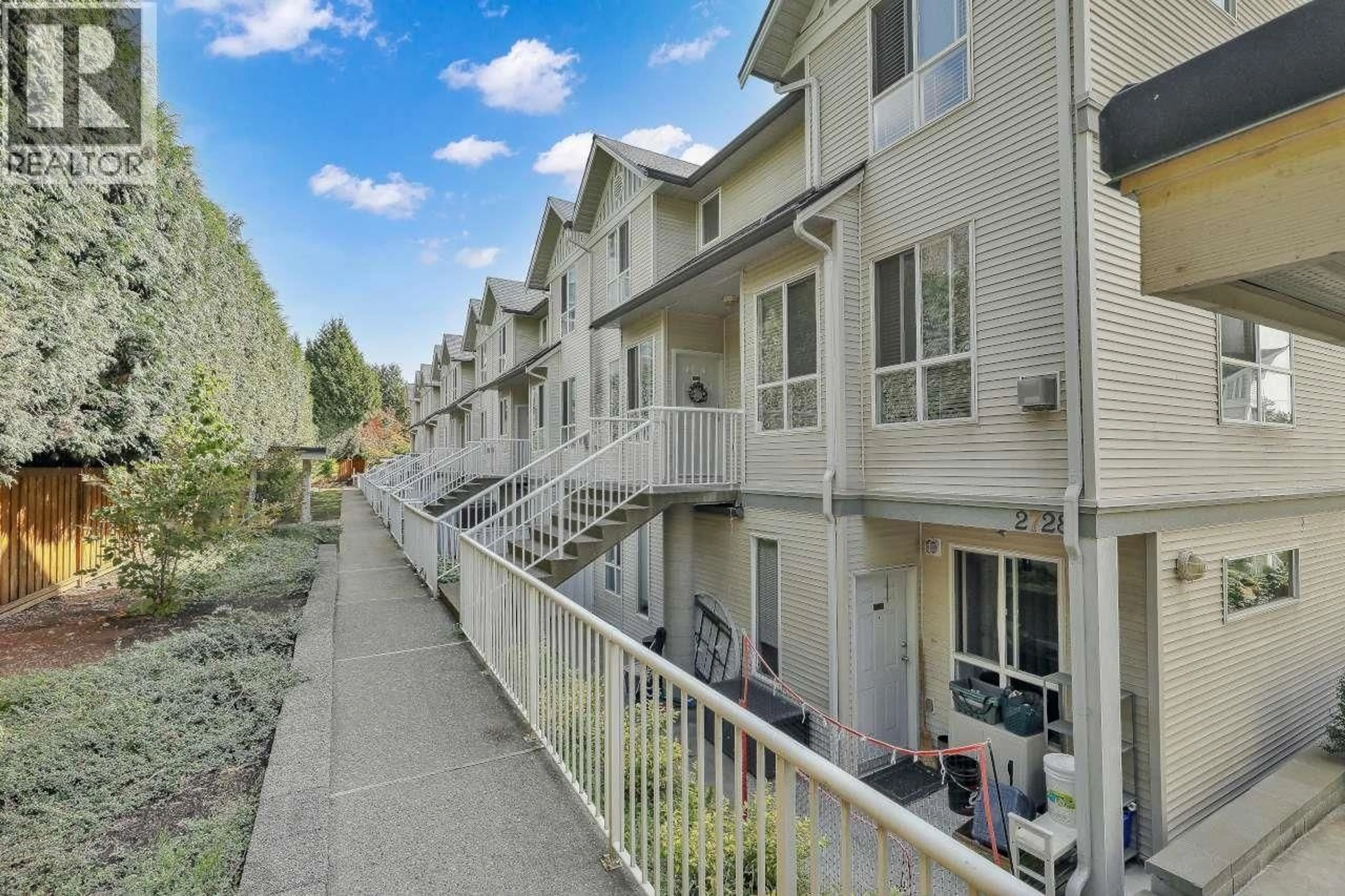 Patio, unknown for 45 - 2728 CHANDLERY PLACE, Vancouver British Columbia V5S4S6