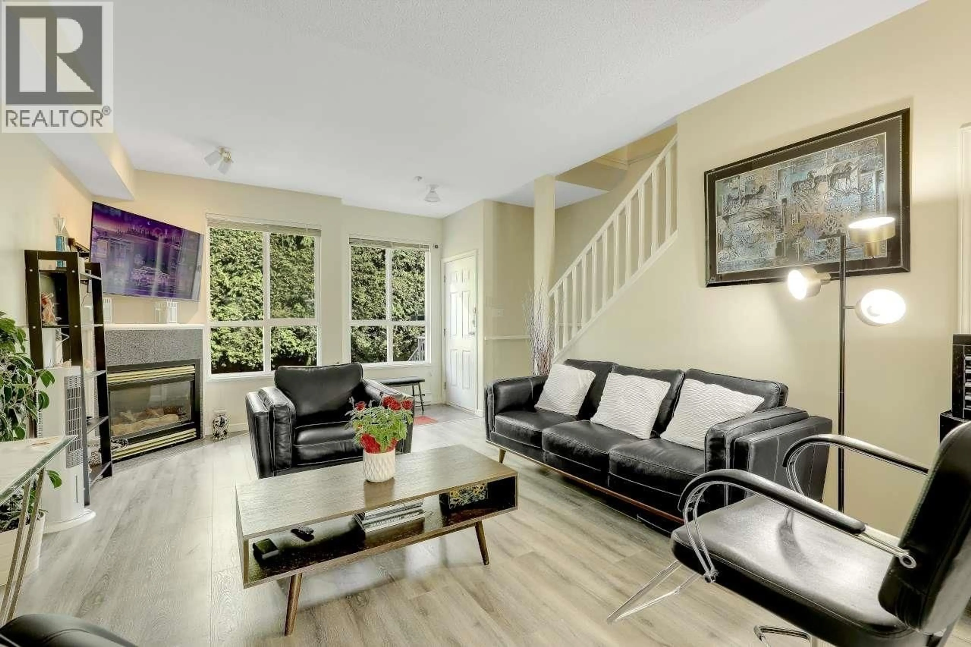 Living room with furniture, unknown for 45 - 2728 CHANDLERY PLACE, Vancouver British Columbia V5S4S6