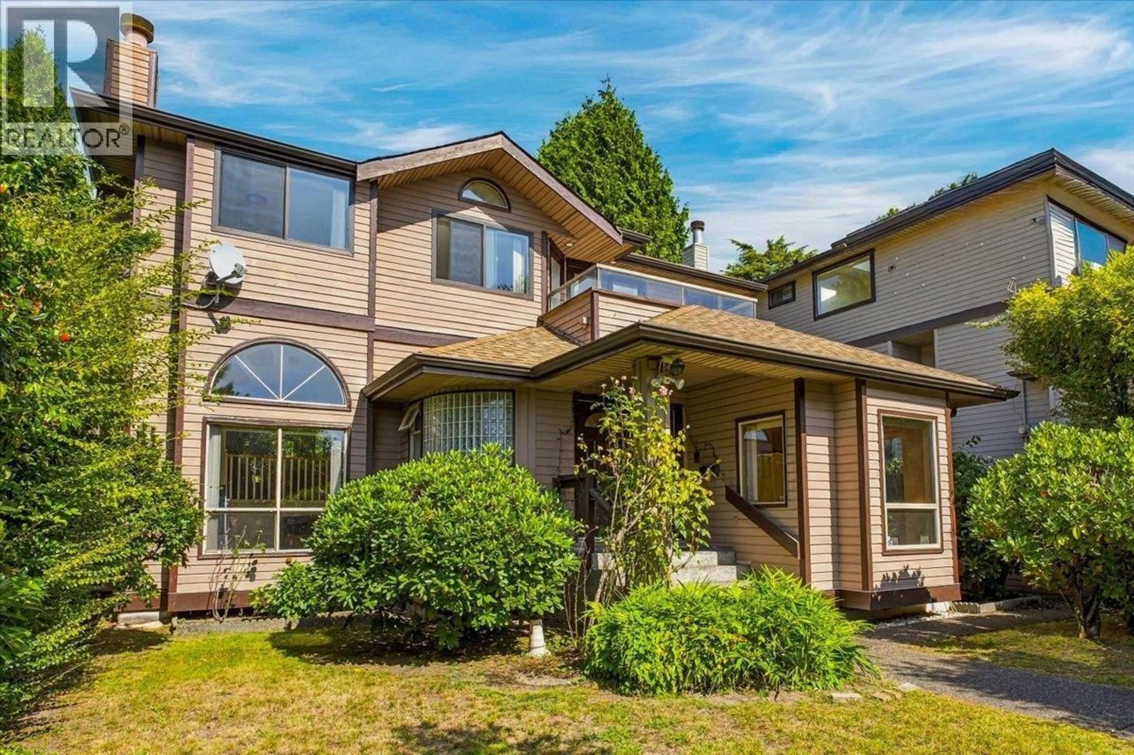 Home with vinyl exterior material, unknown for 1523 LAWSON AVENUE, West Vancouver British Columbia V7V2C8