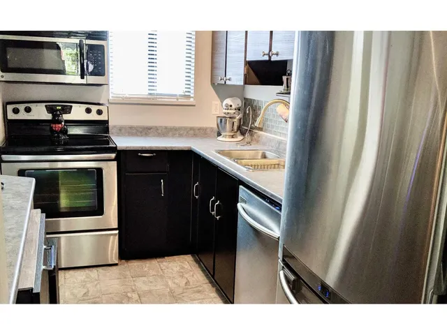 212 - 13632 67 AVENUE, Surrey 2