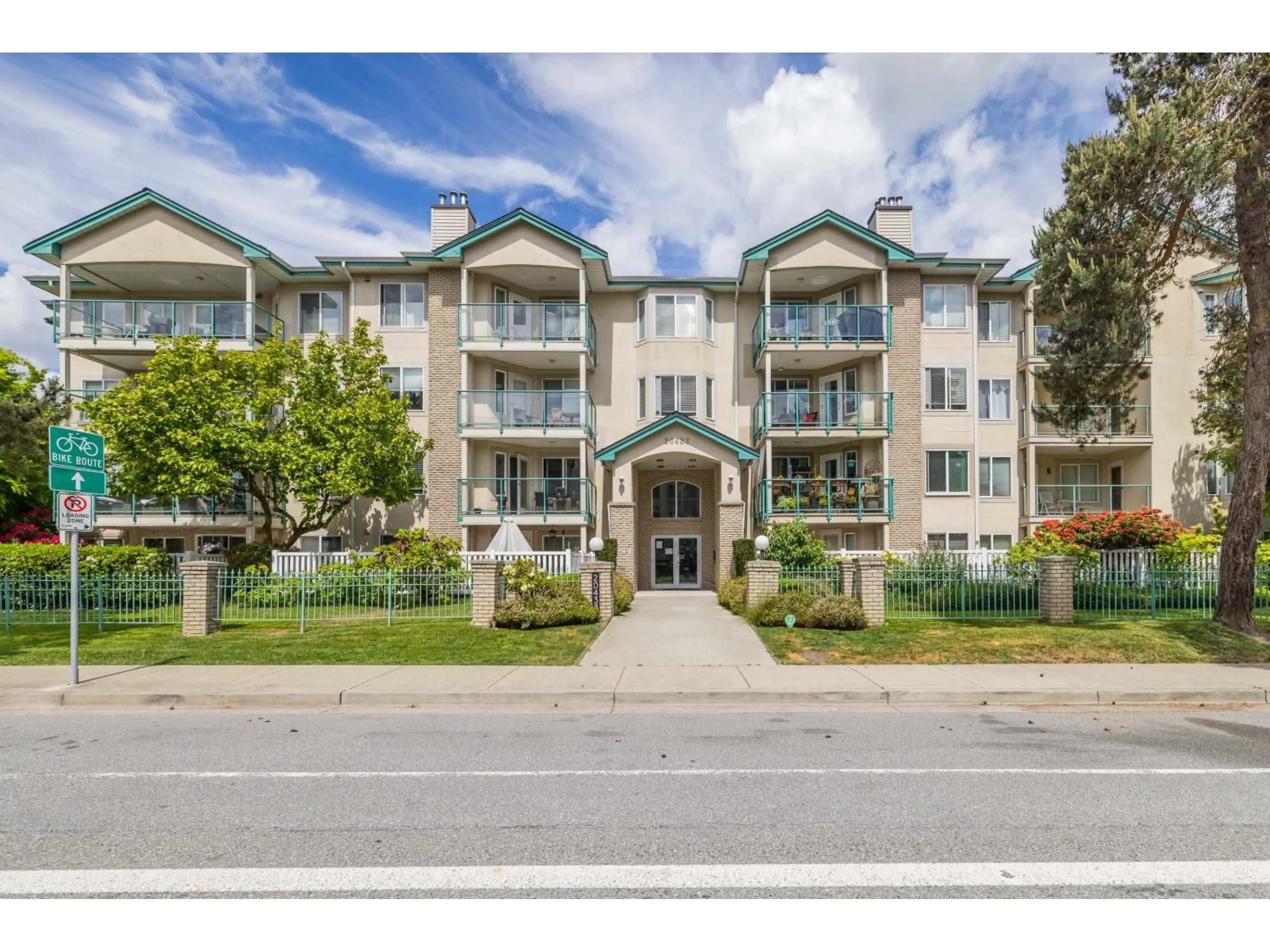 Unknown for 104 - 20433 53 AVENUE, Langley British Columbia V3A7A6